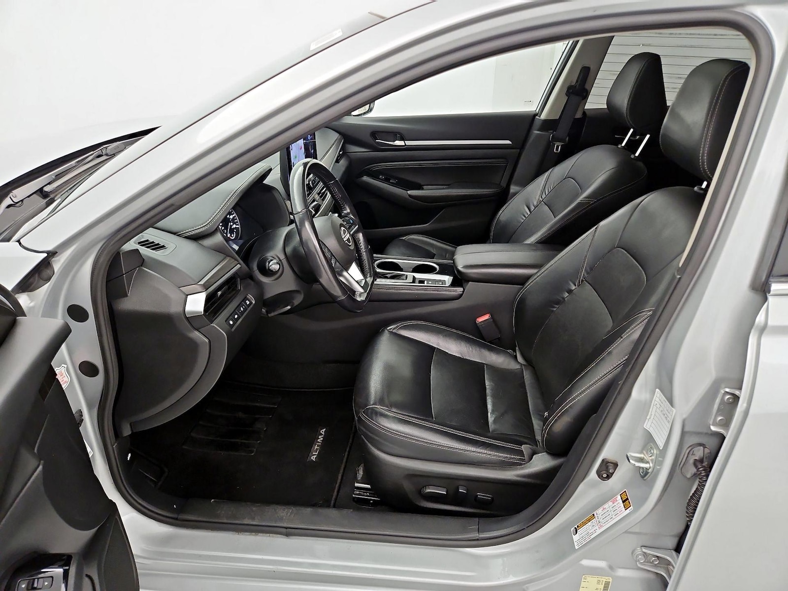 2023 Nissan Altima SL - Photo 12
