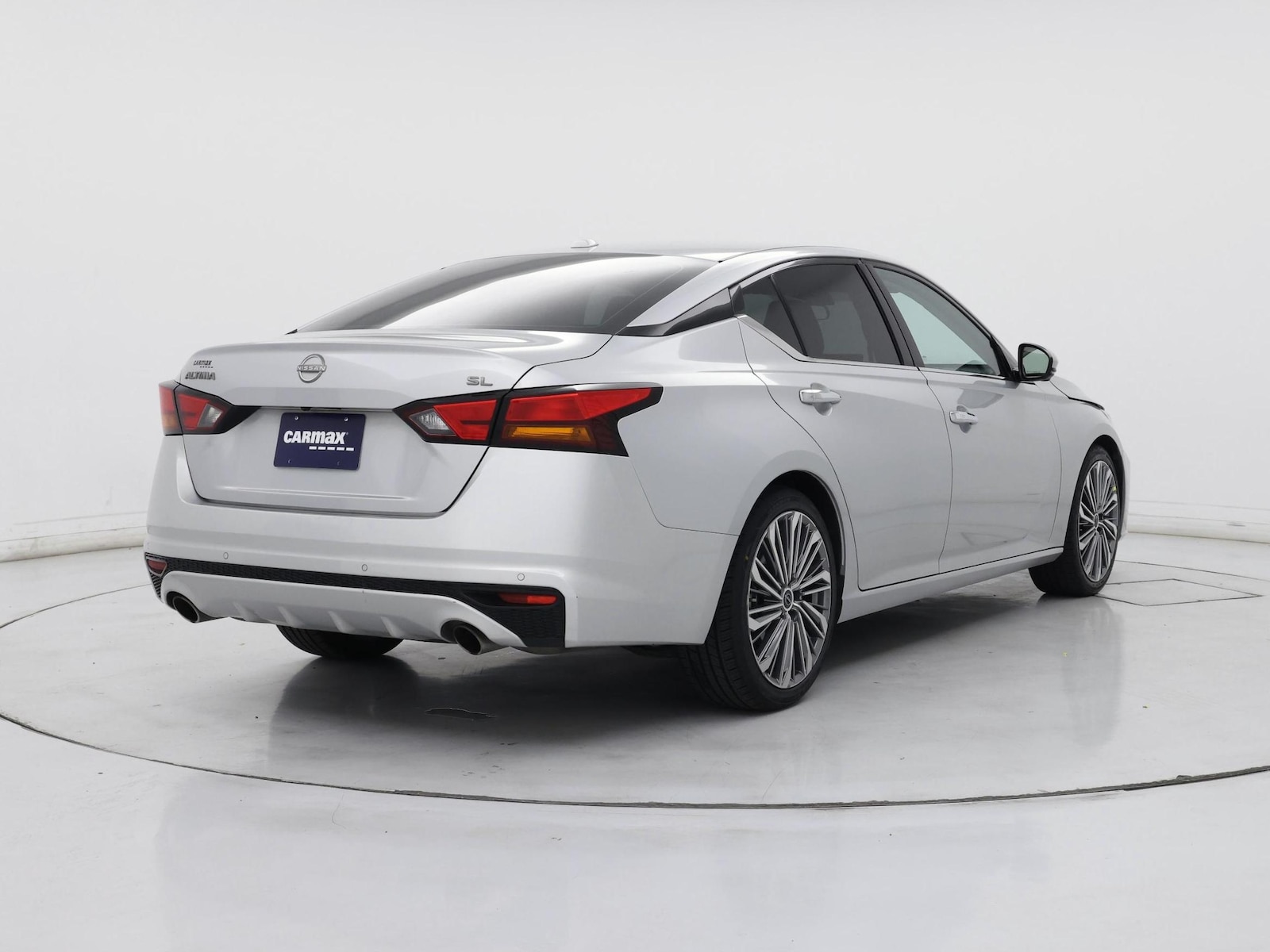 2023 Nissan Altima SL - Photo 9