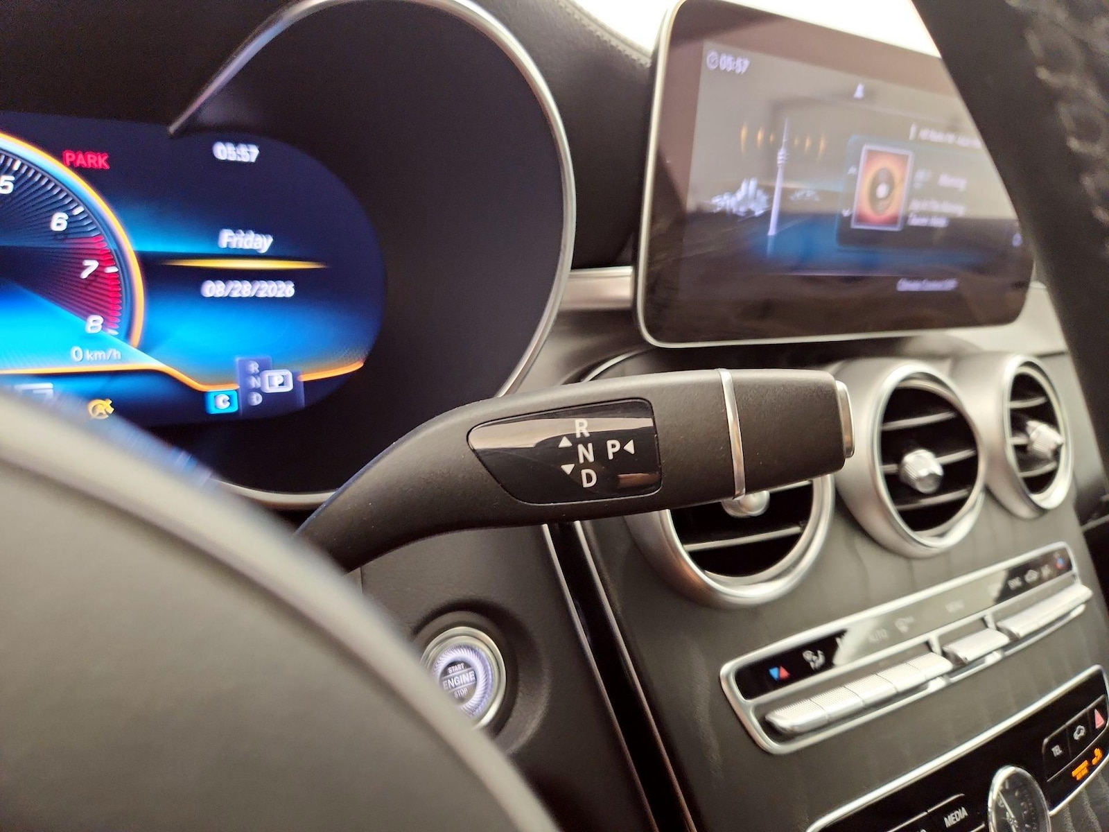 2021 Mercedes-Benz C-Class Coupe AMG C43 - Photo 18