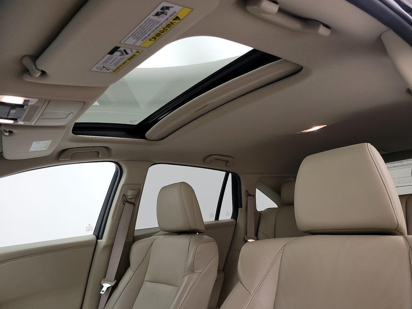 Sunroof(s) & Overhead Airbags