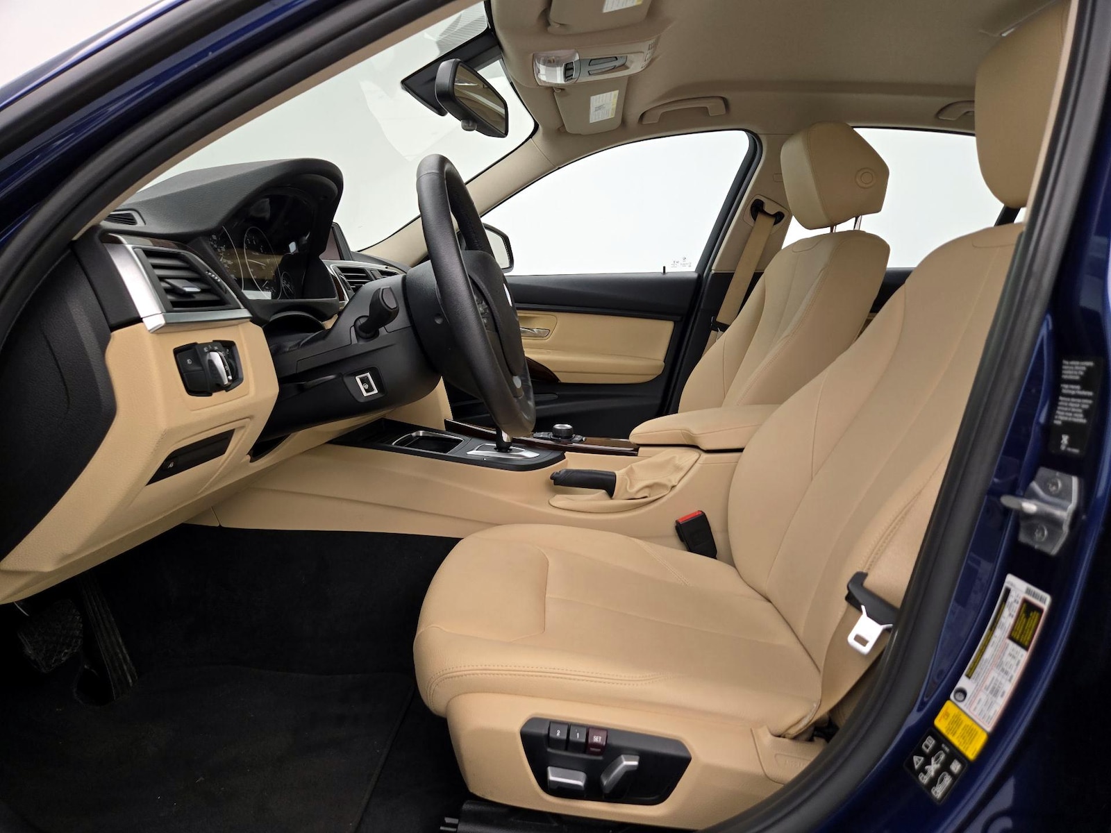 2018 BMW 3 Series 320i - Photo 12