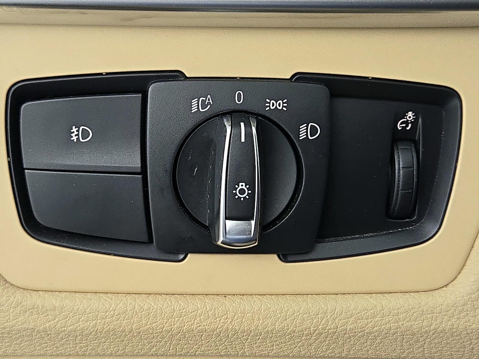 2018 BMW 3 Series 320i - Photo 14