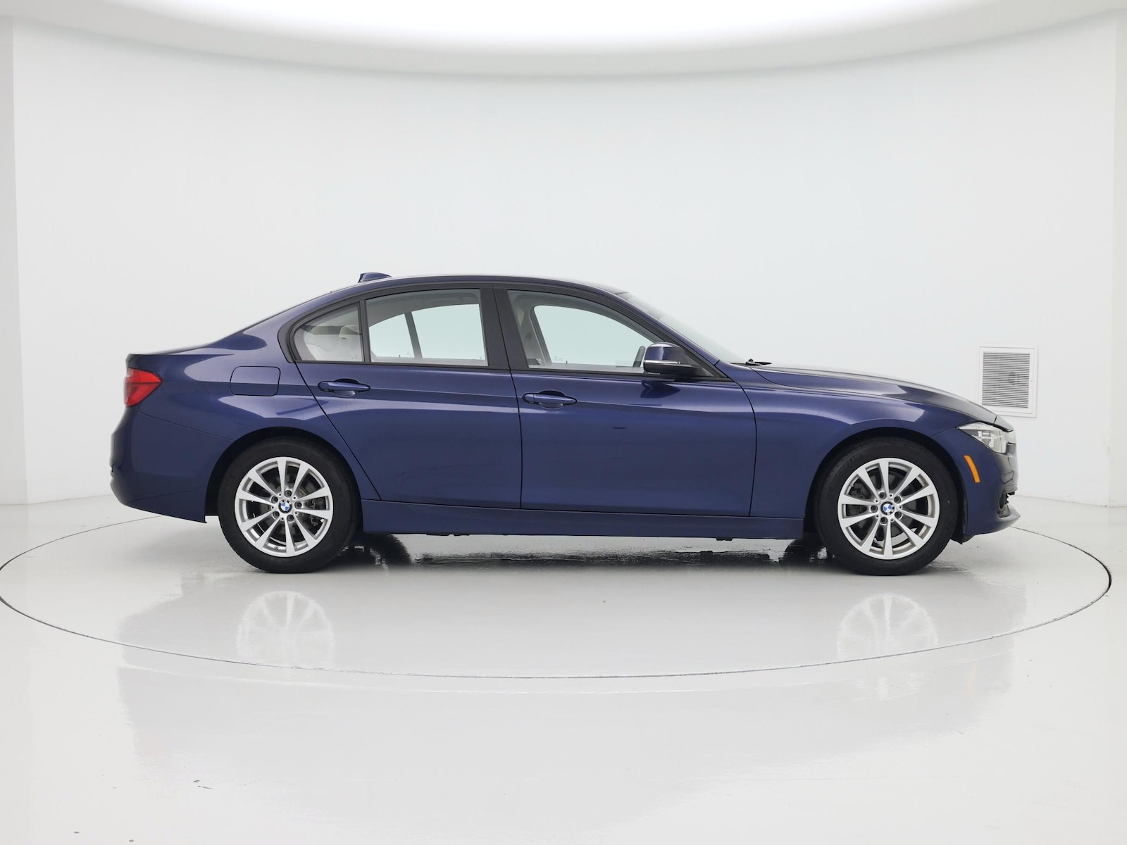 2018 BMW 3 Series 320i - Photo 8