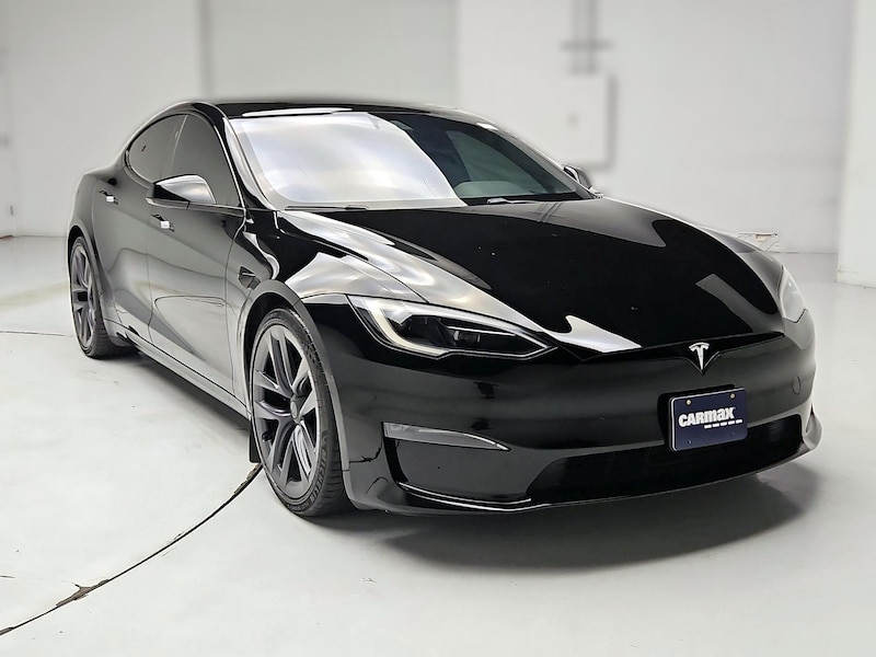 2022 Tesla Model S Plaid