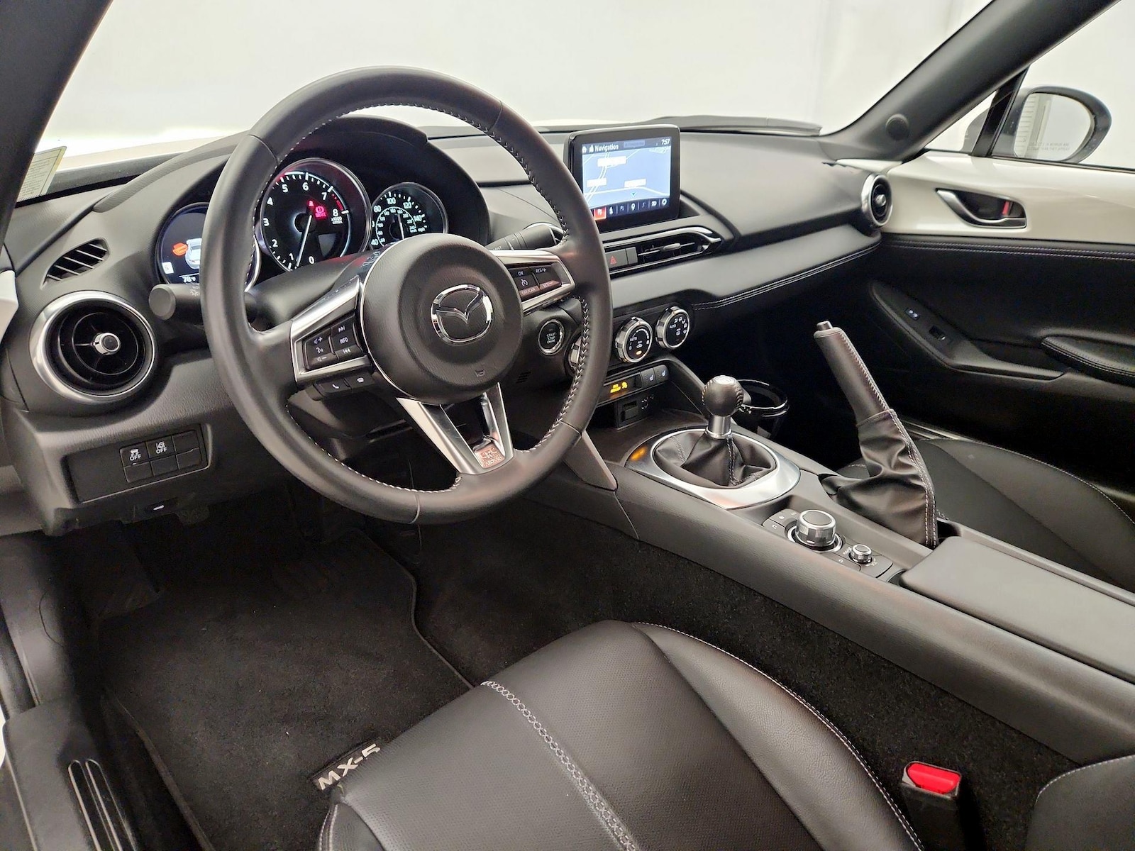 2022 Mazda MX-5 Miata RF Grand Touring - Photo 10