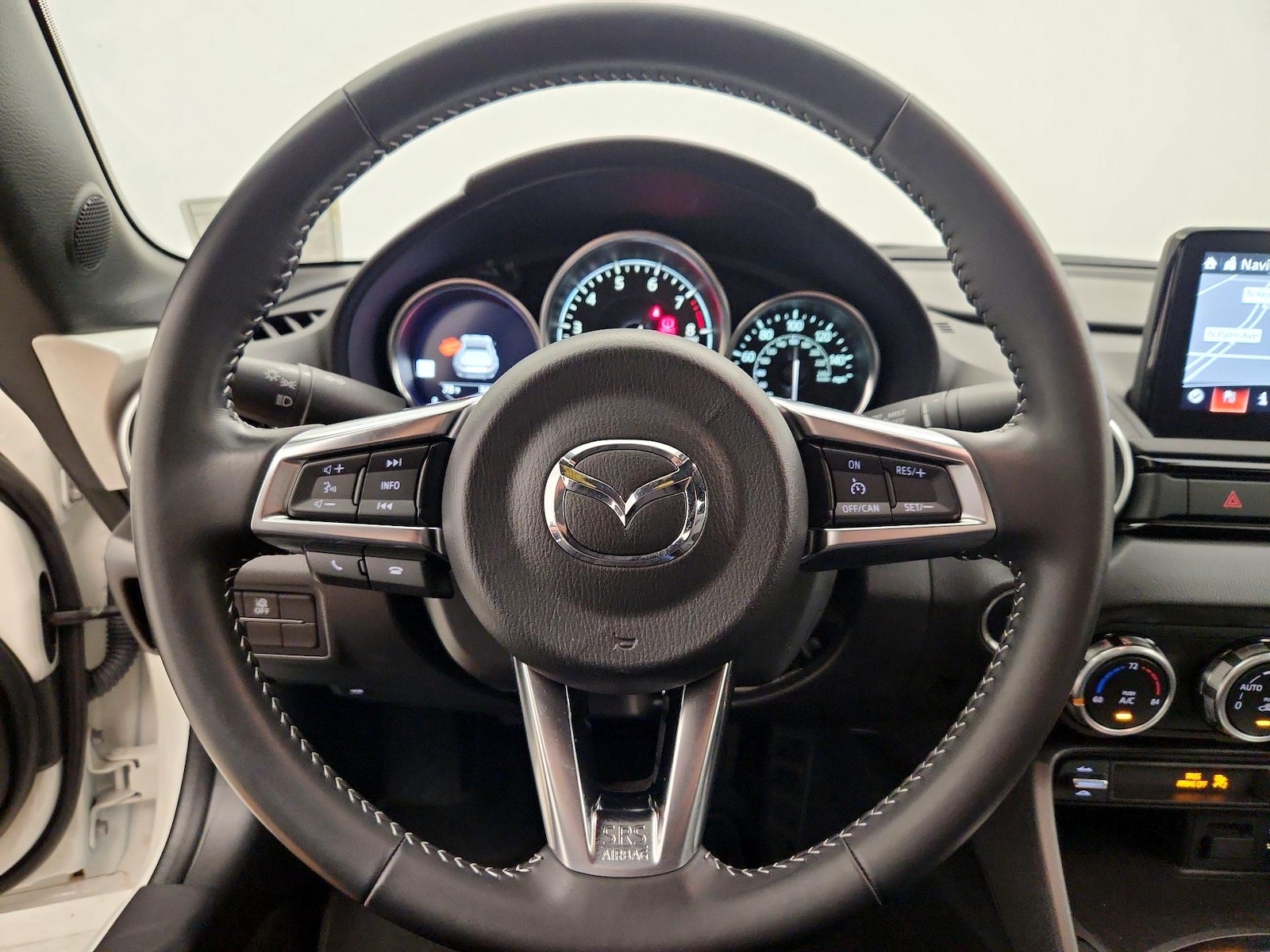 2022 Mazda MX-5 Miata RF Grand Touring - Photo 11