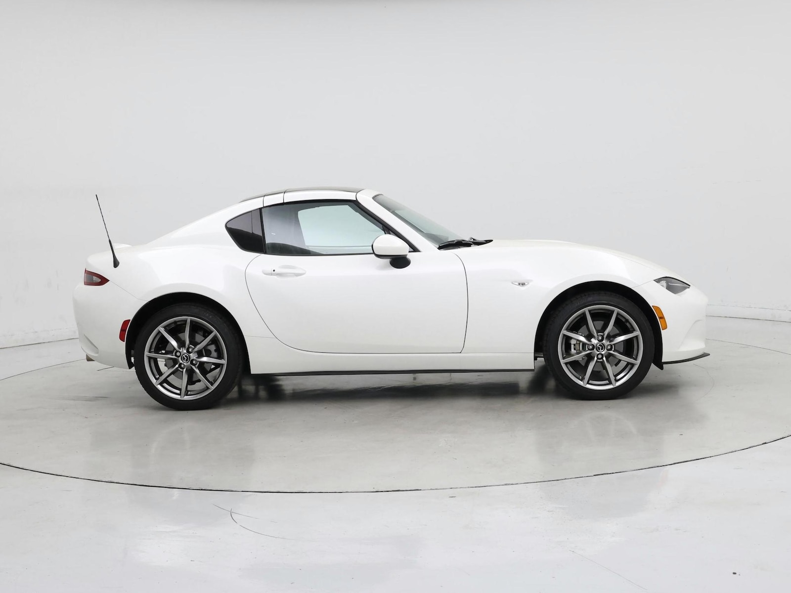 2022 Mazda MX-5 Miata RF Grand Touring - Photo 8