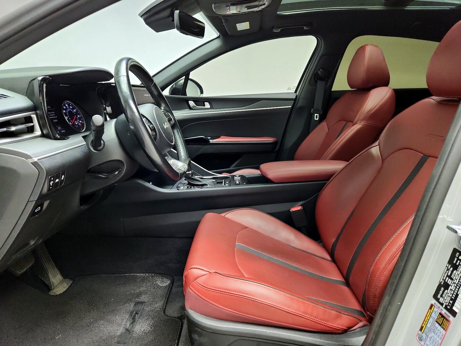 2024 Kia K5 GT-Line - Photo 10