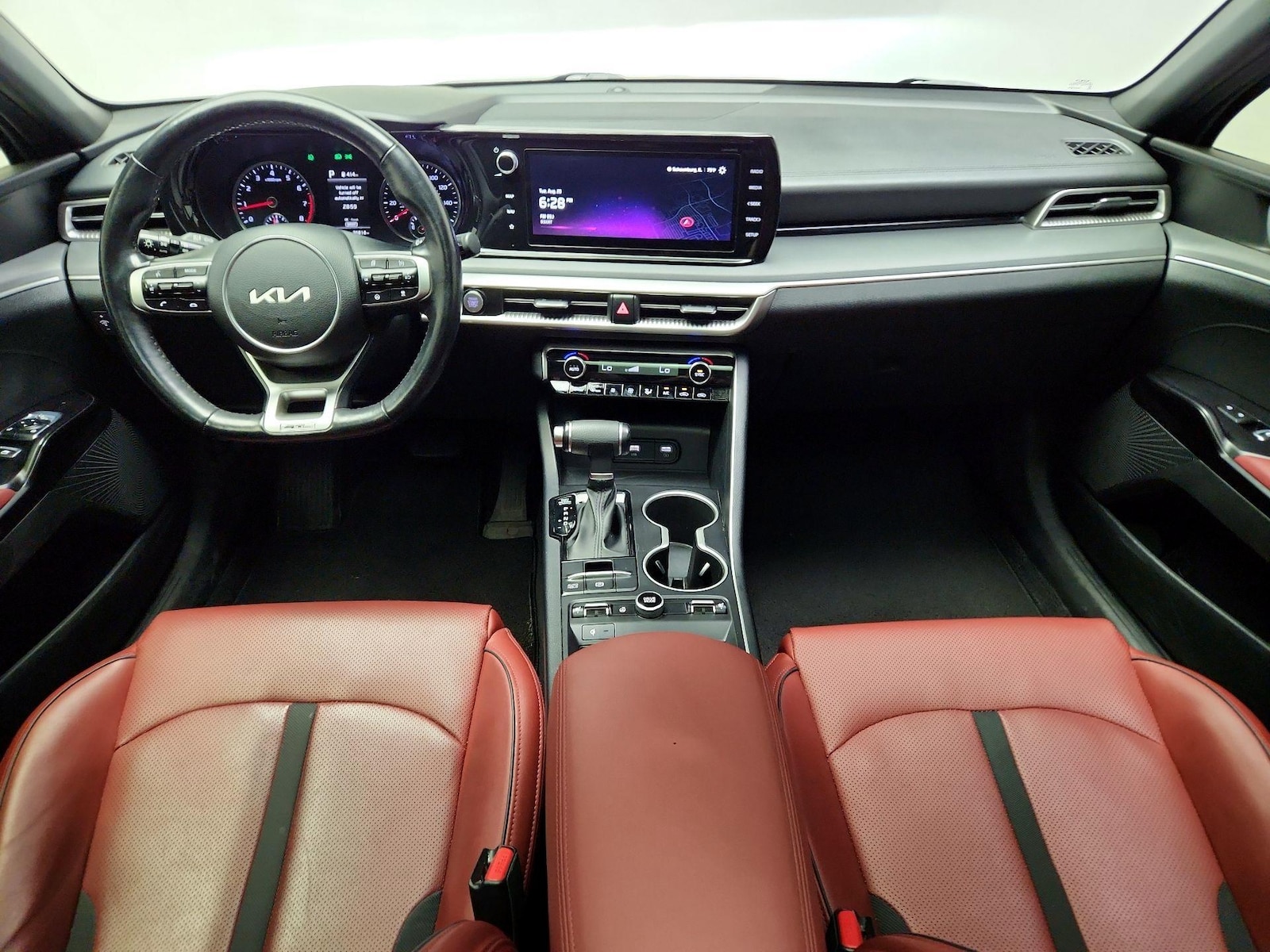 2024 Kia K5 GT-Line - Photo 8