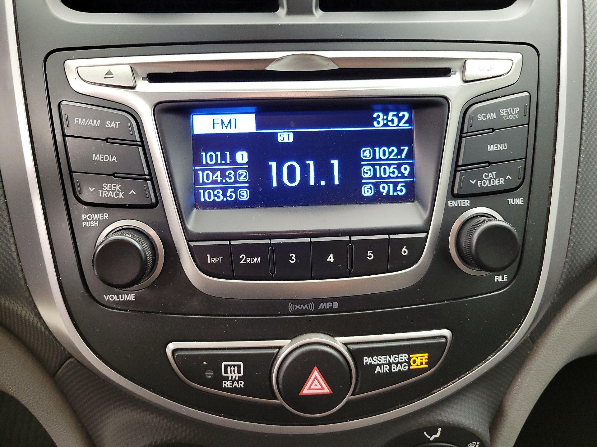 Thumbnail: 2017 Hyundai Accent - 12