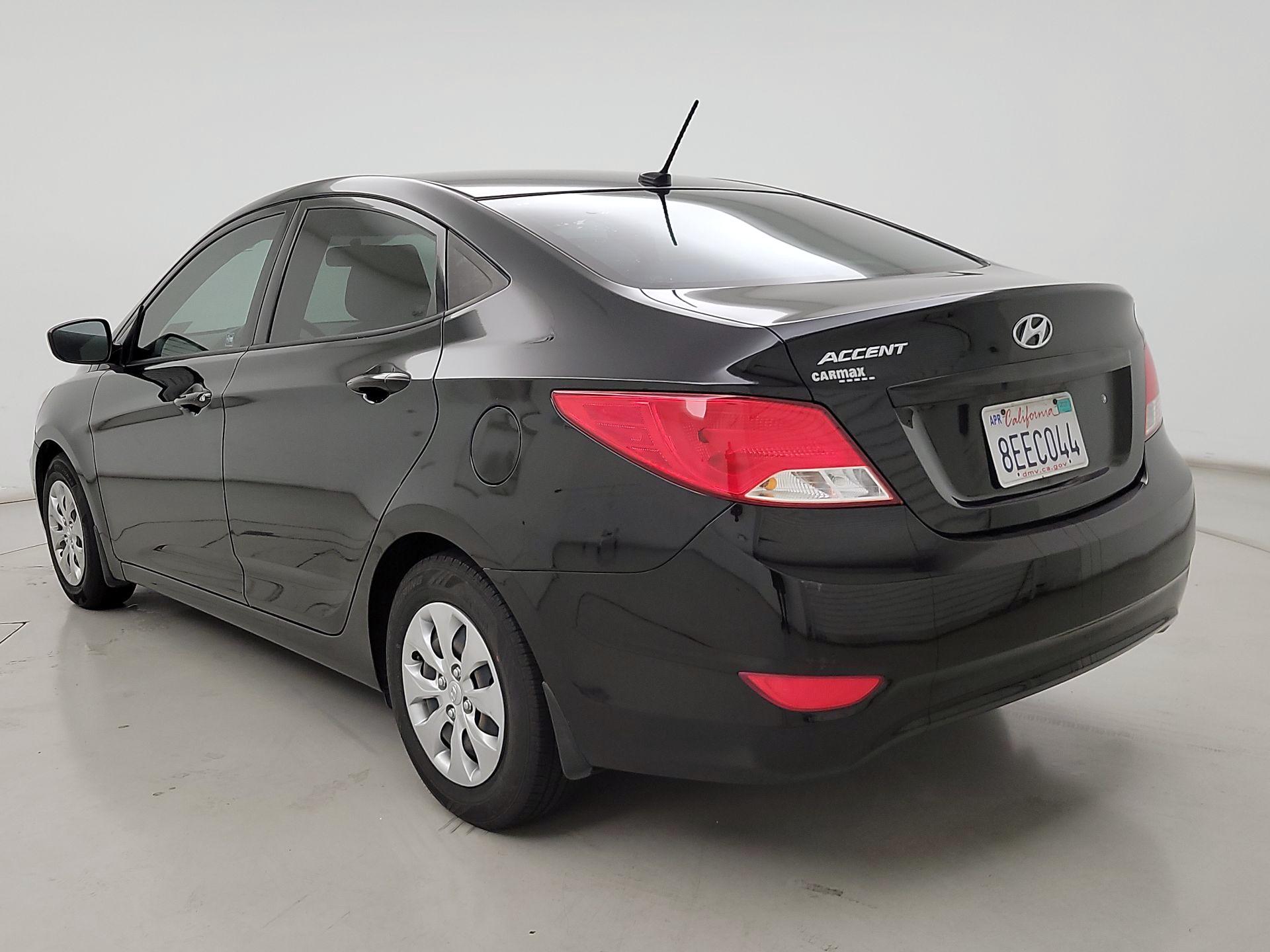 Thumbnail: 2017 Hyundai Accent - 7