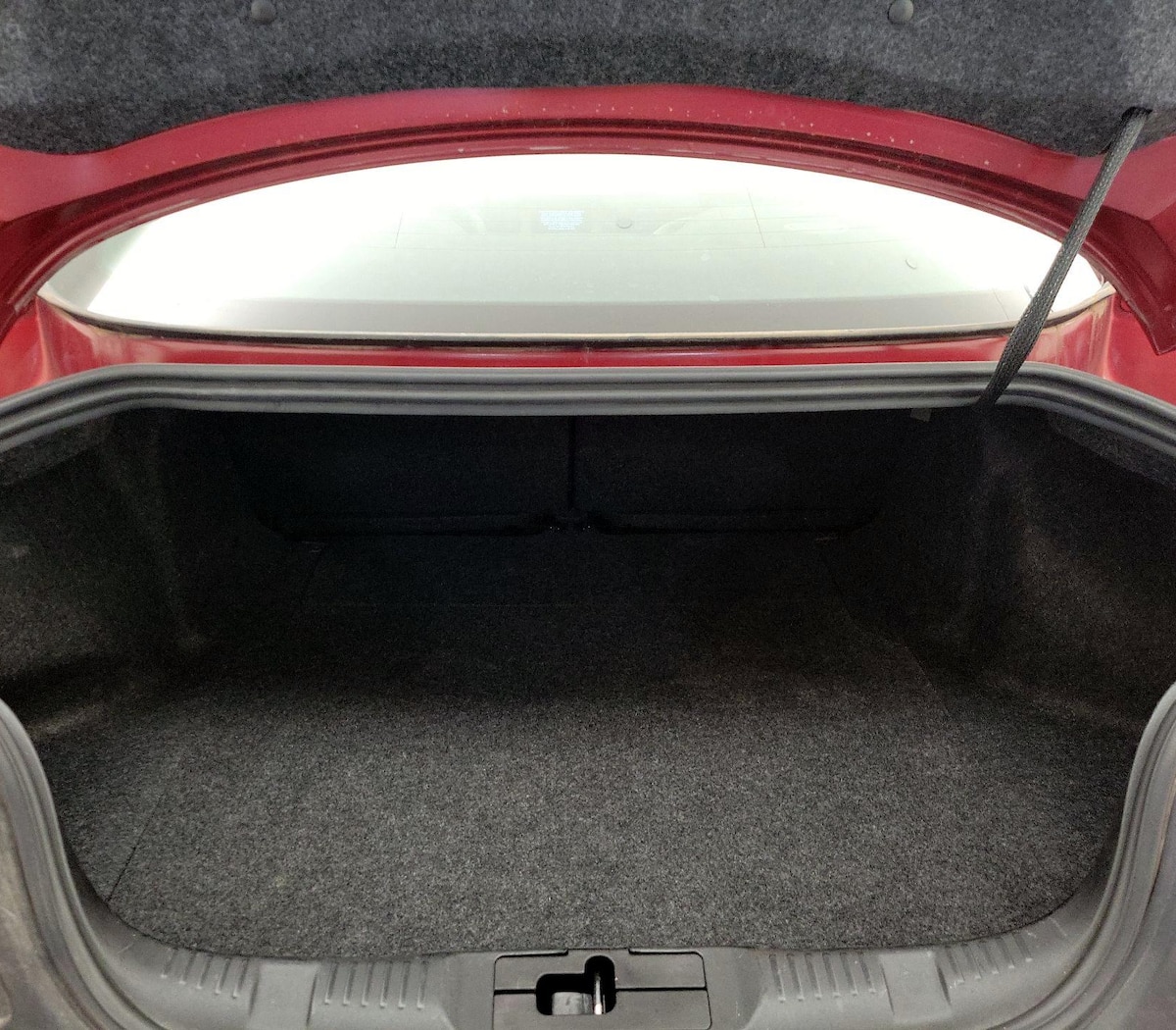 Trunk/Cargo (Seats Up)