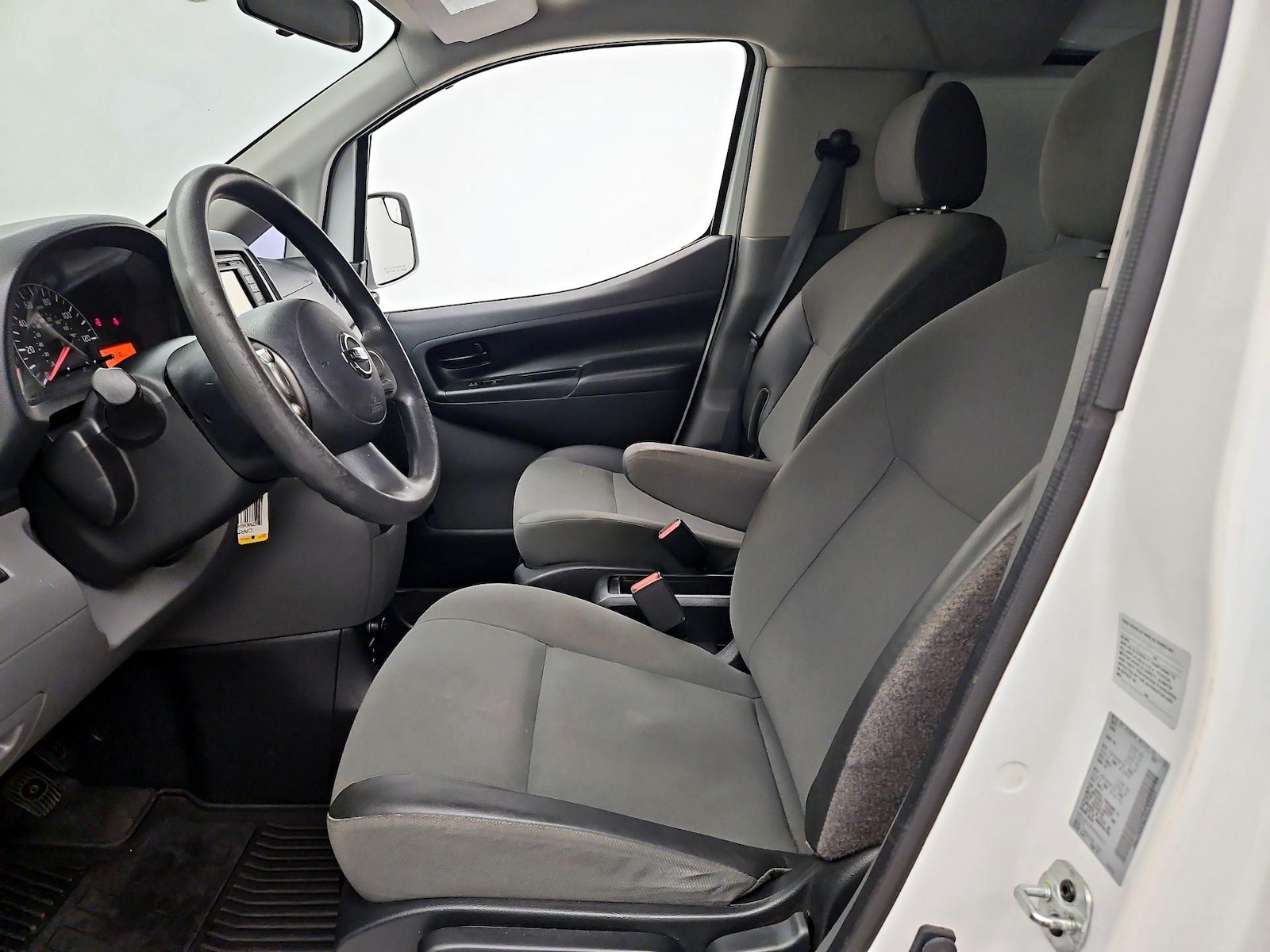 2017 Nissan NV200 SV - Photo 12