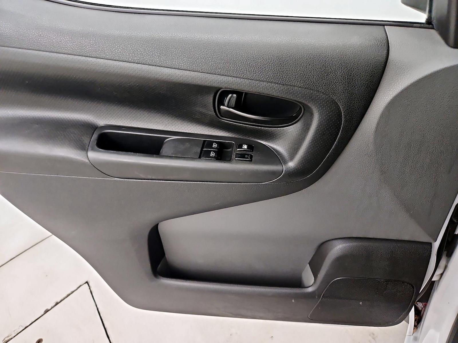2017 Nissan NV200 SV - Photo 13