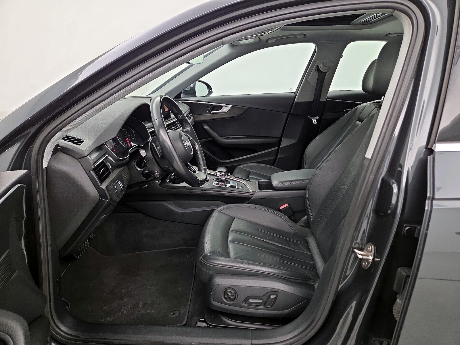 2019 Audi A4 Premium - Photo 12