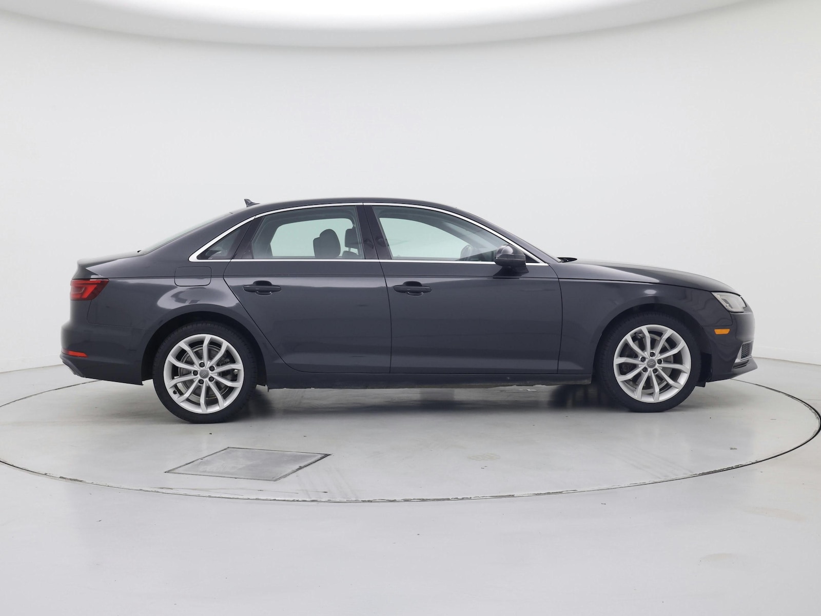 2019 Audi A4 Premium - Photo 8