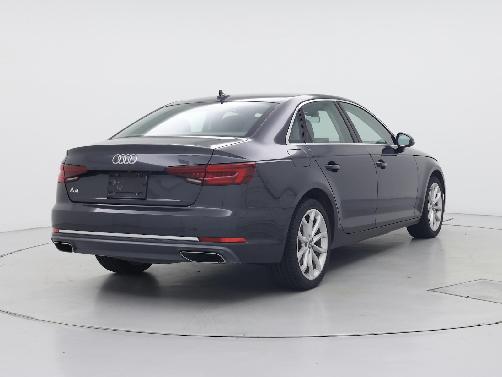 2019 Audi A4 Premium - Photo 9