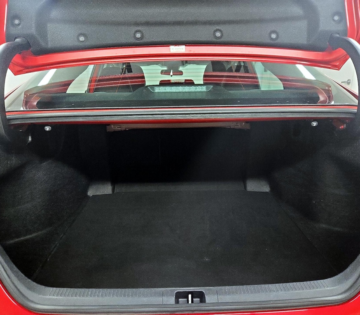 Trunk/Cargo (Seats Up)