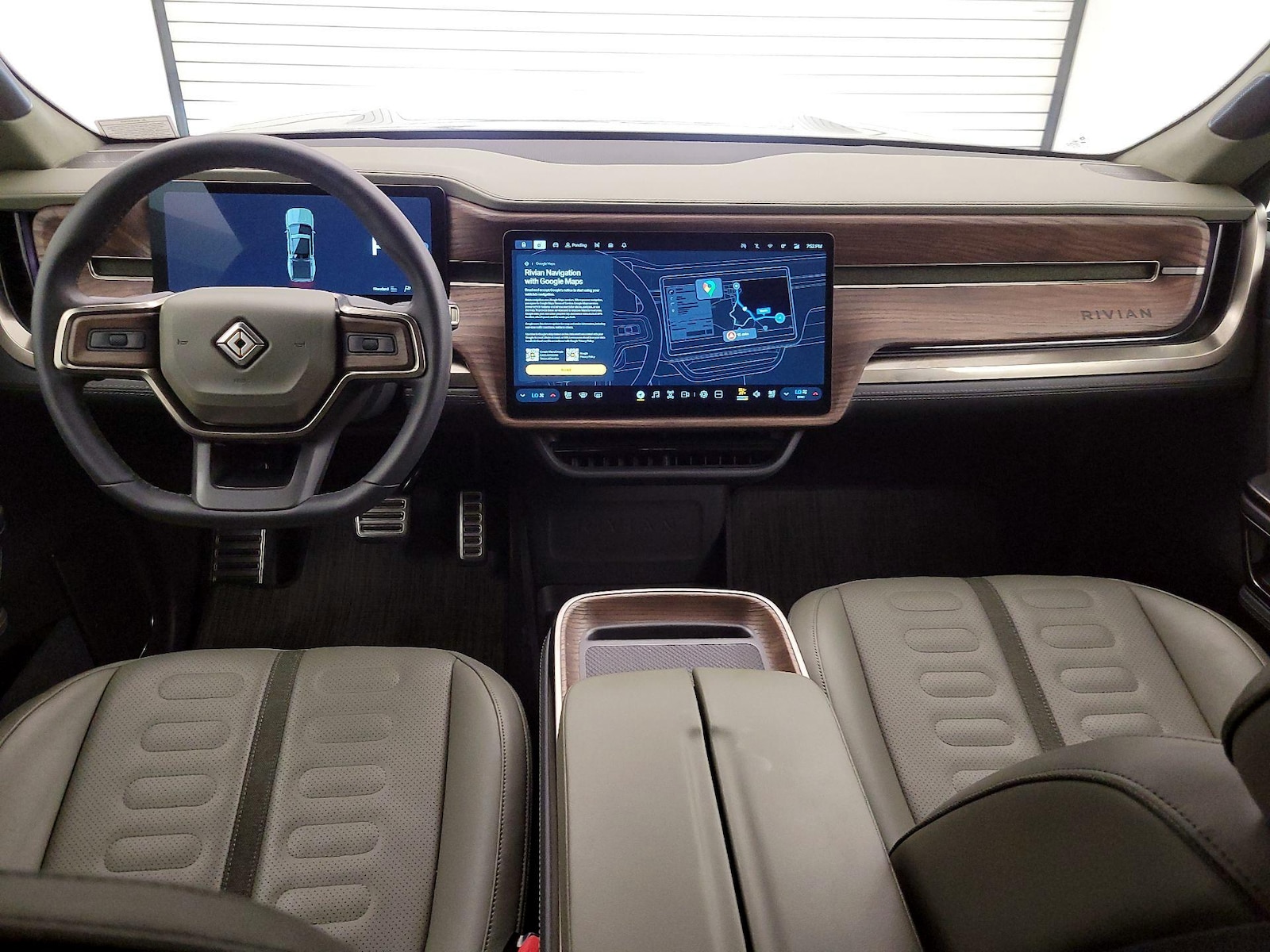 2022 Rivian R1T Launch Edition - Photo 10