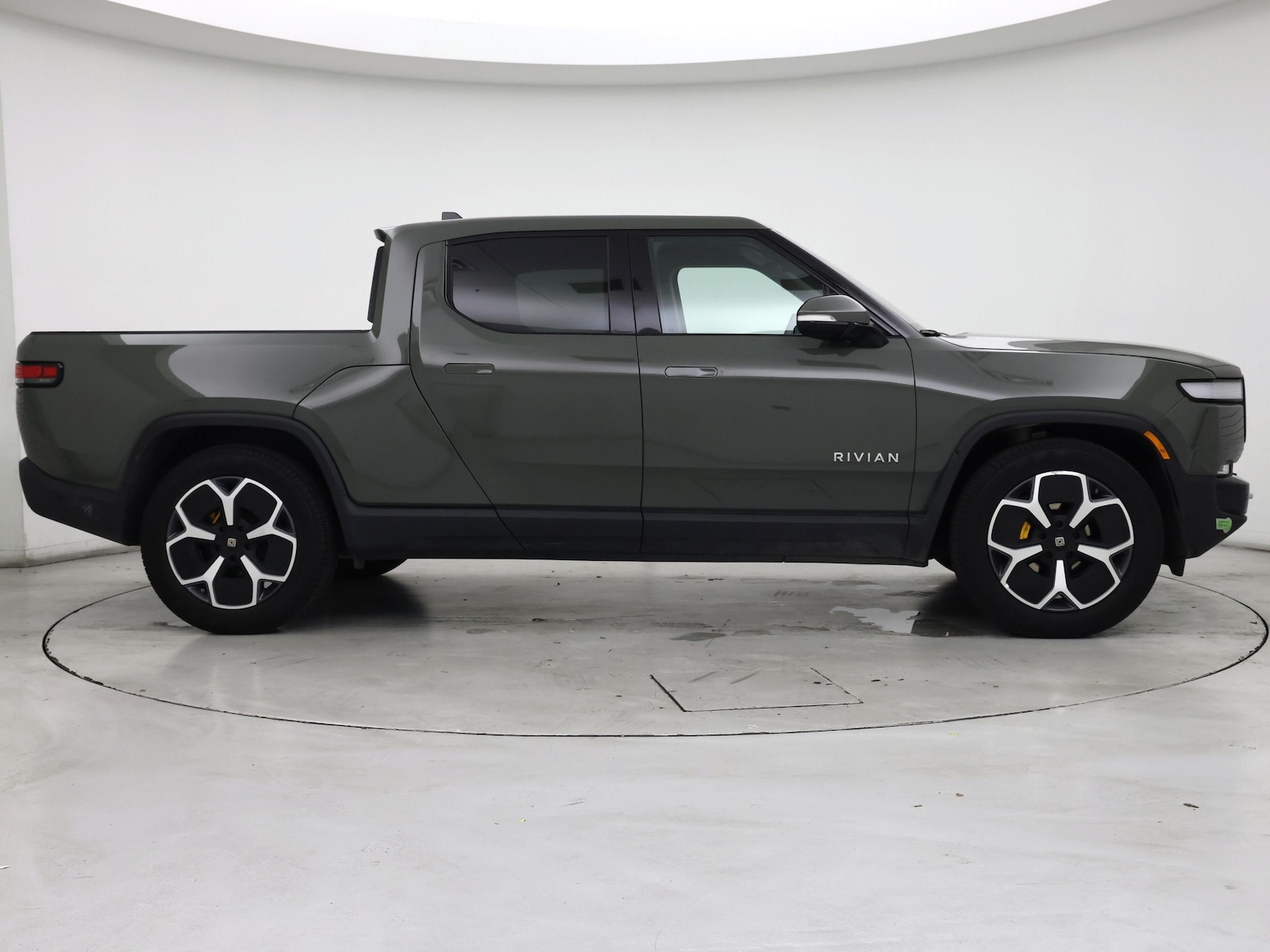 2022 Rivian R1T Launch Edition - Photo 8