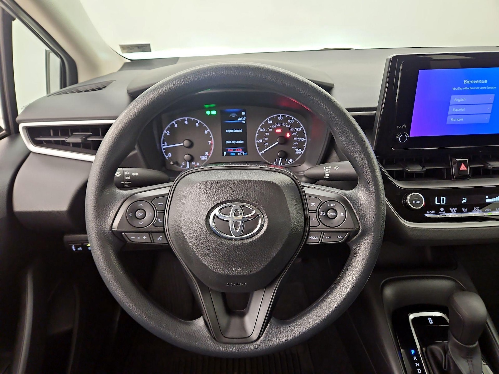 2024 Toyota Corolla LE - Photo 11