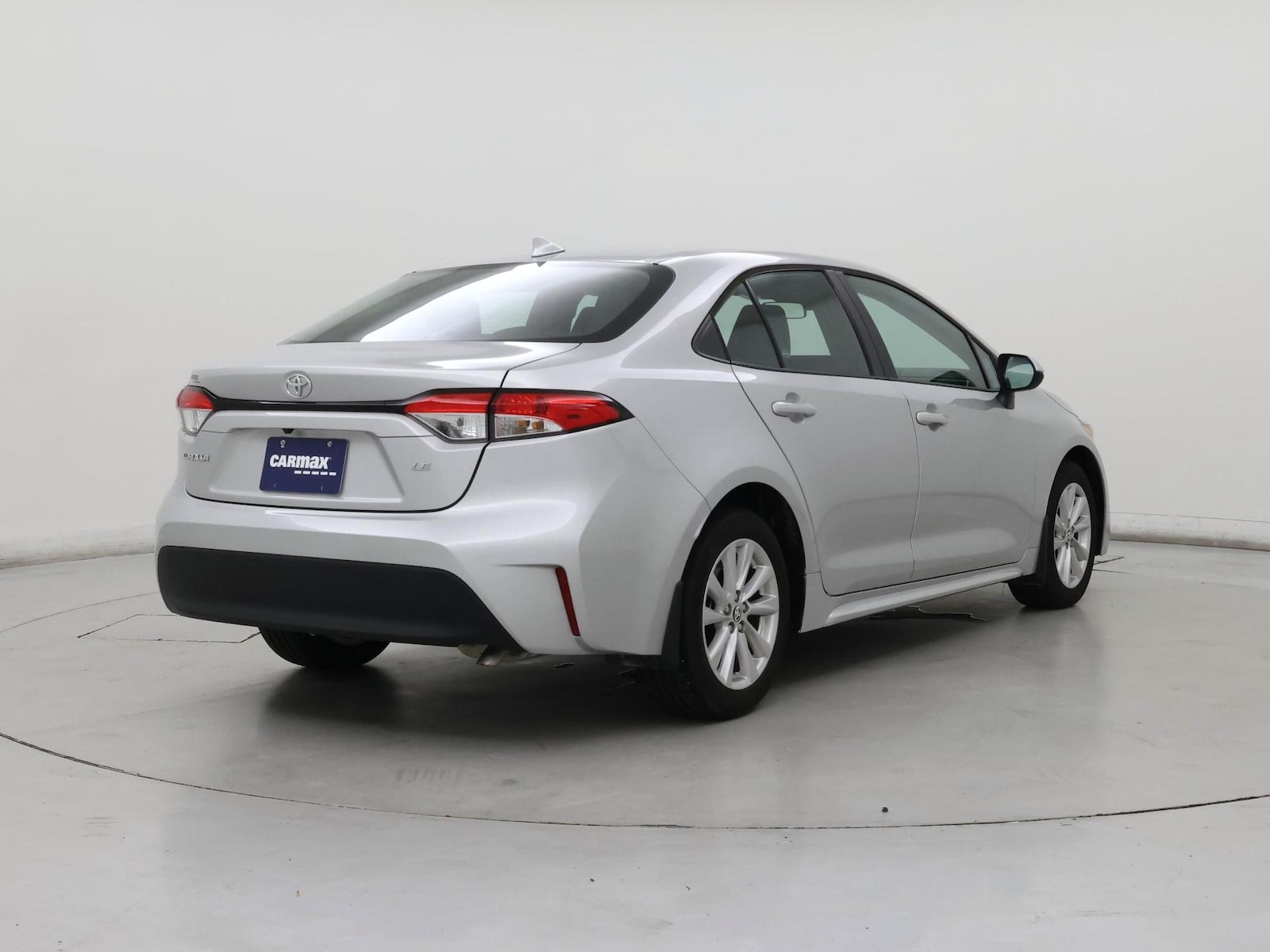 2024 Toyota Corolla LE - Photo 9