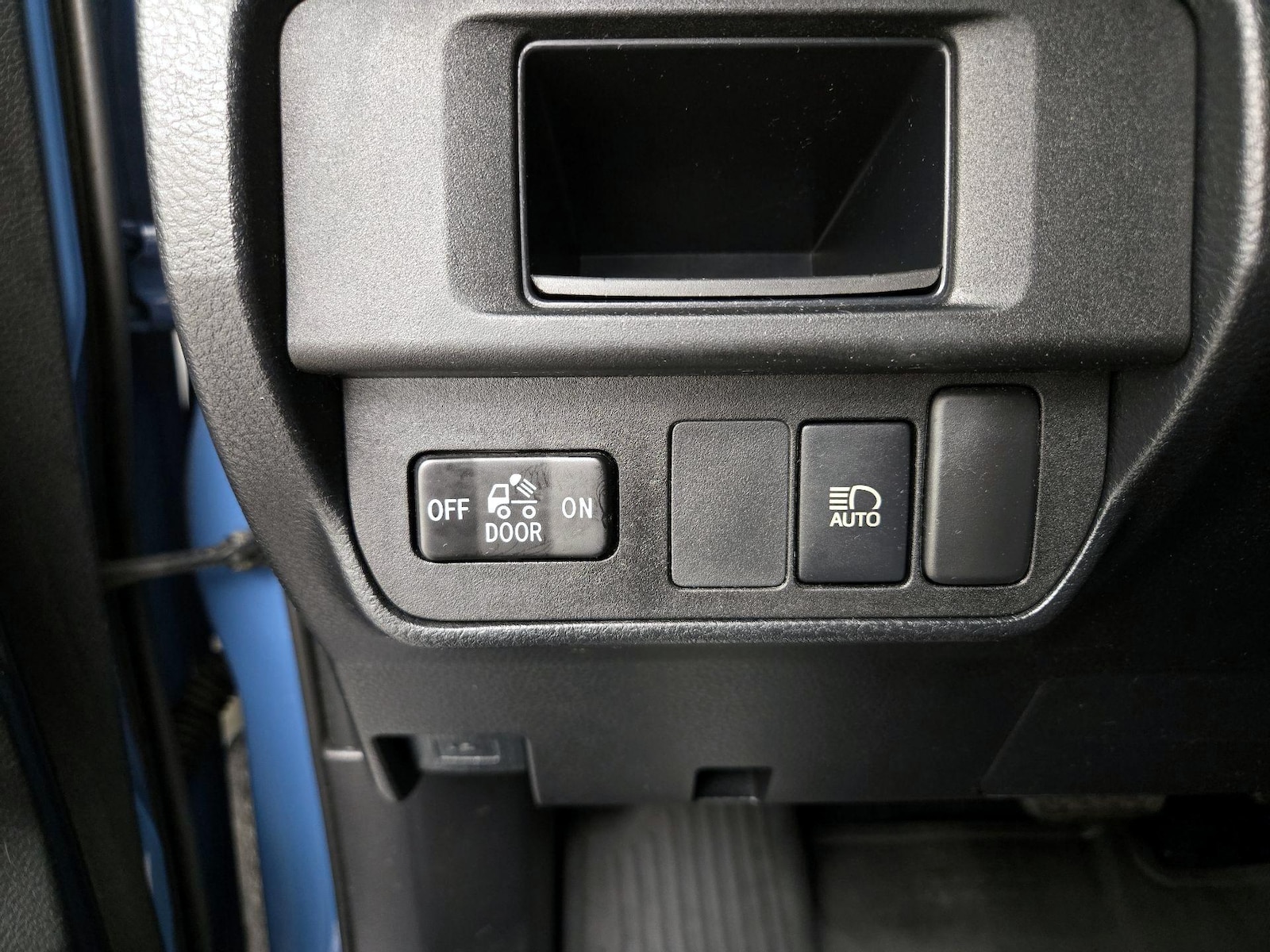 2019 Toyota Tacoma SR5 - Photo 14