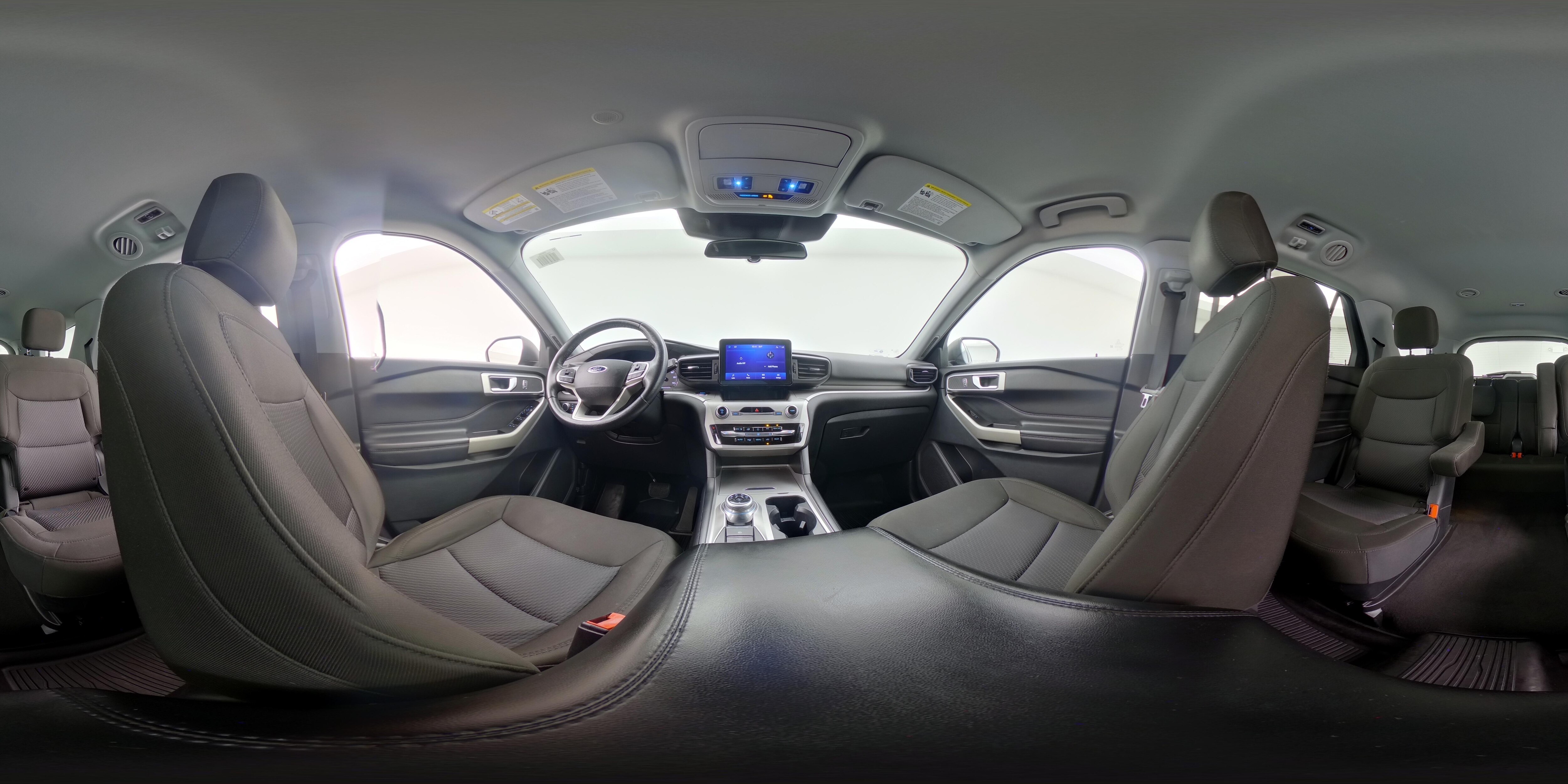 2022 Ford Explorer XLT - Photo 26