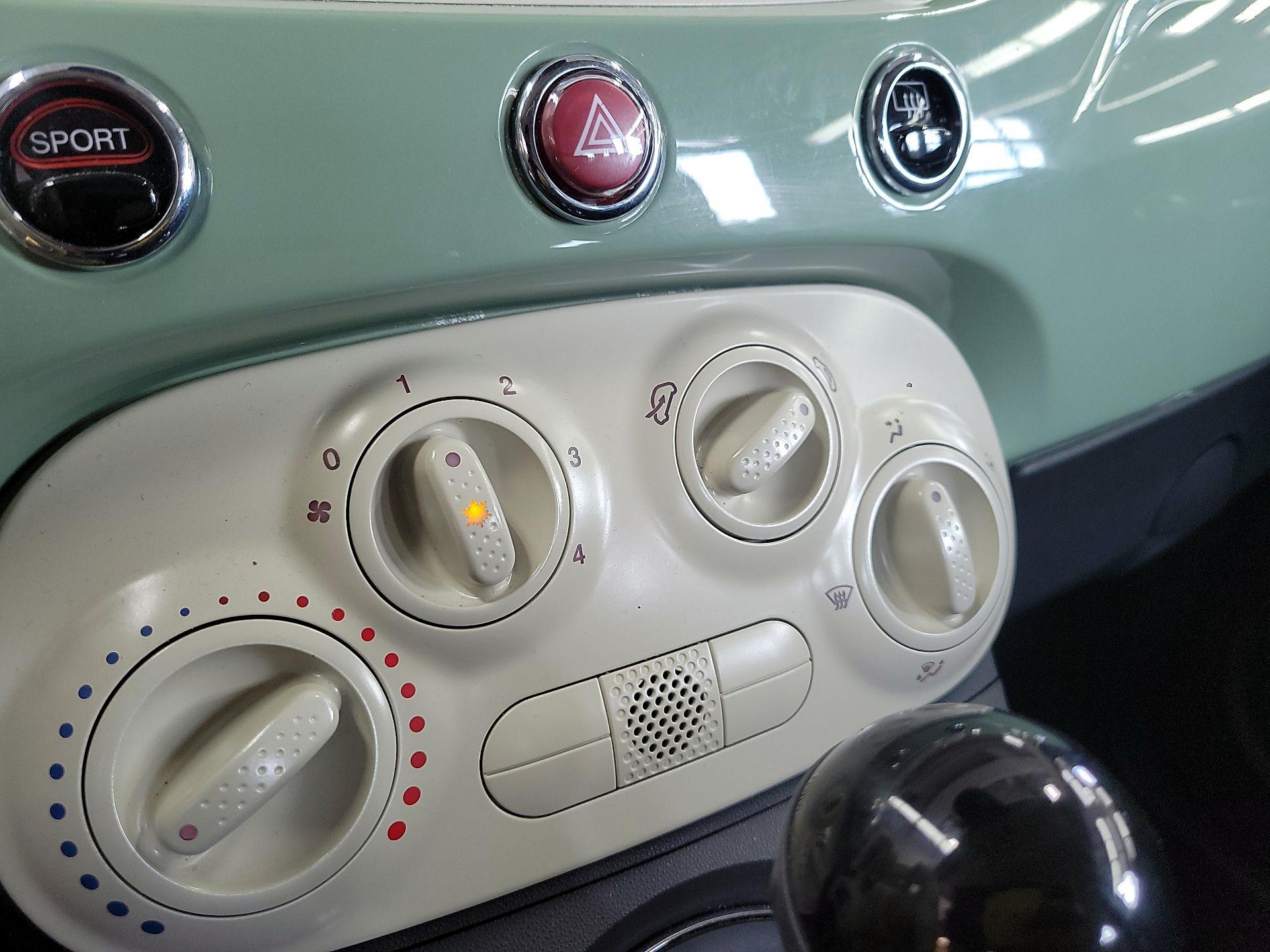 Thumbnail: 2015 Fiat 500 - 15