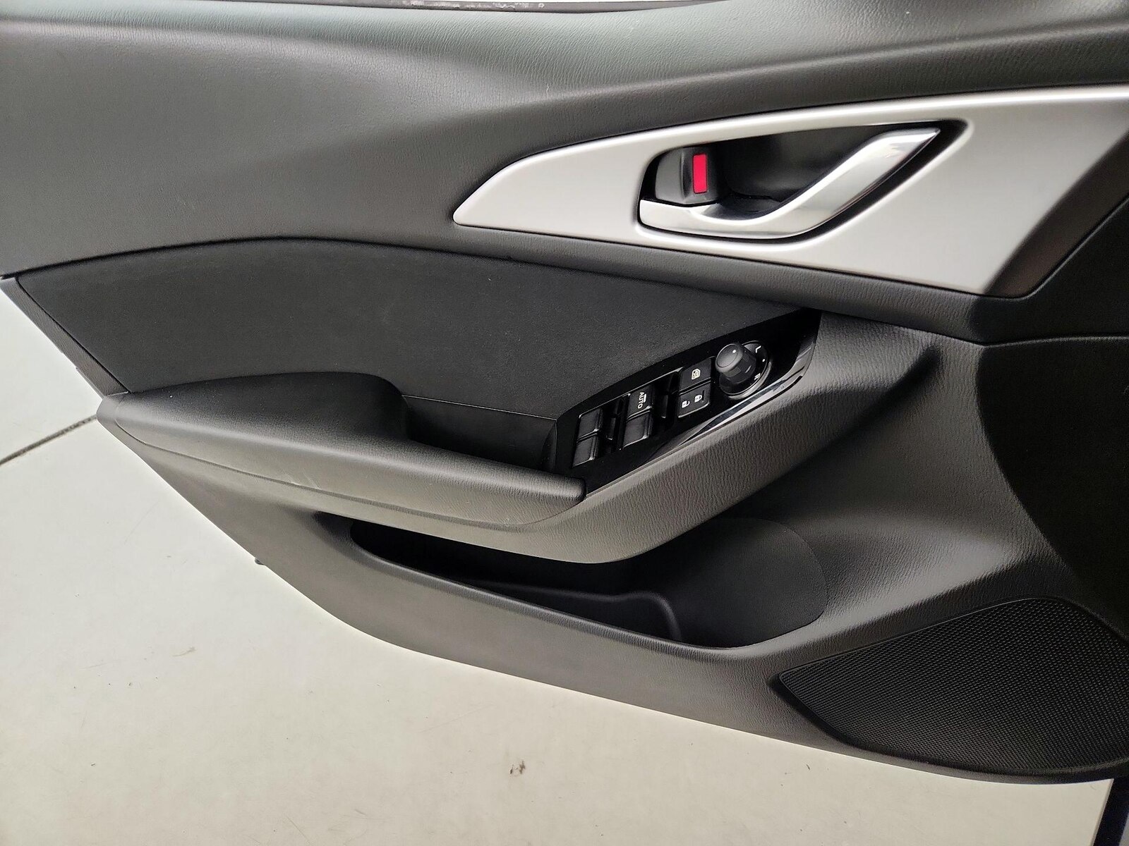 2017 Mazda Mazda3 Sport - Photo 13