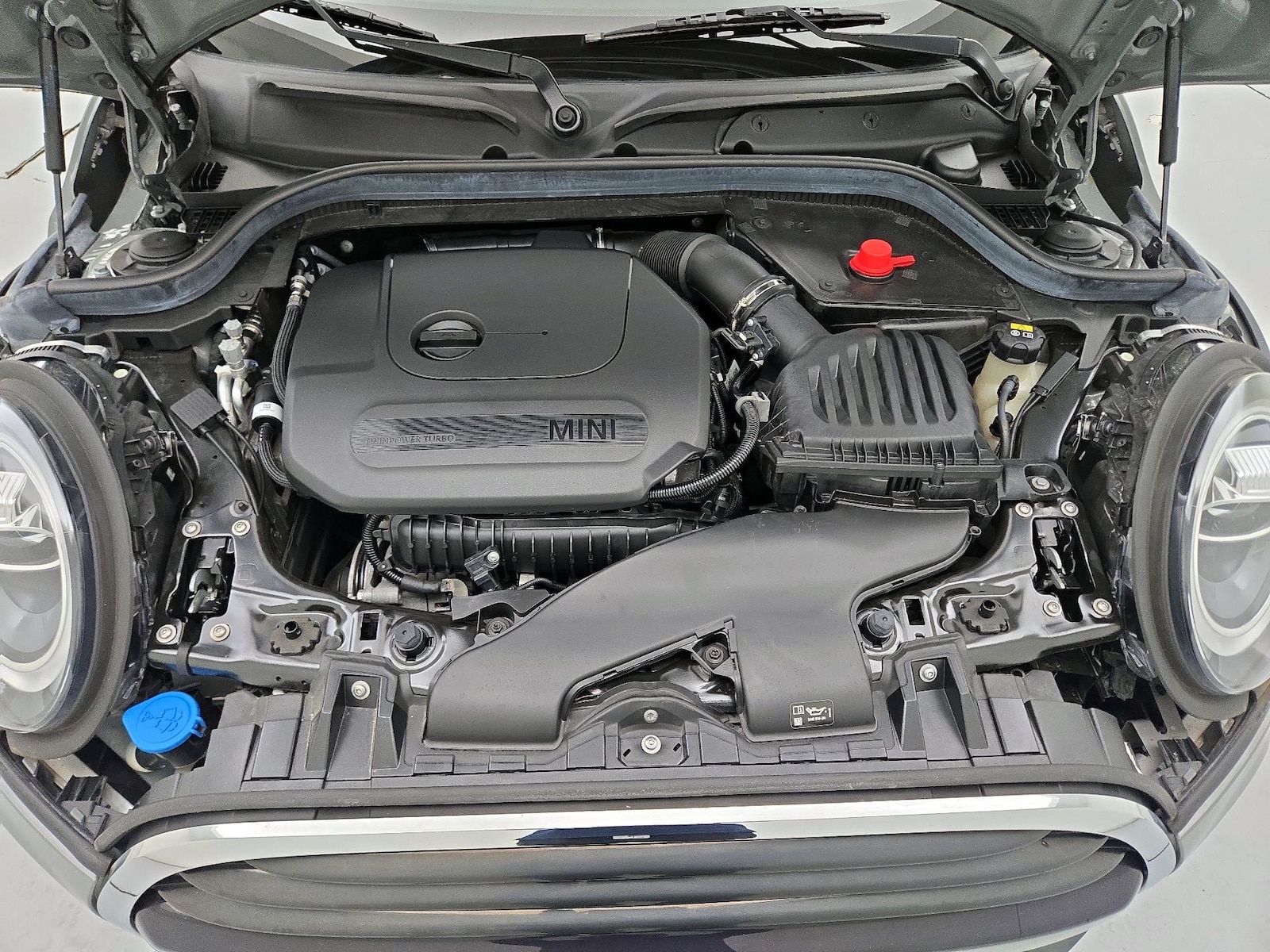2021 MINI Hardtop 2 Door - Photo 23