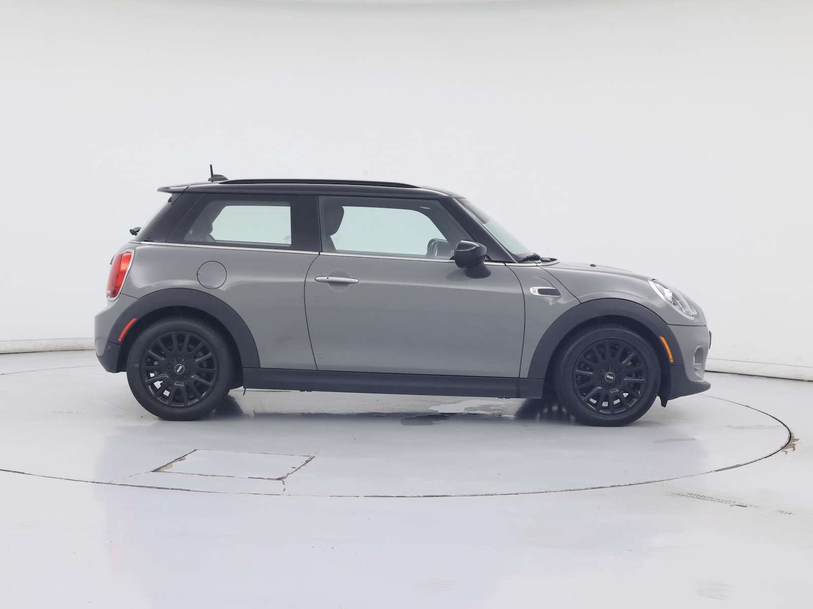 2021 MINI Hardtop 2 Door - Photo 8