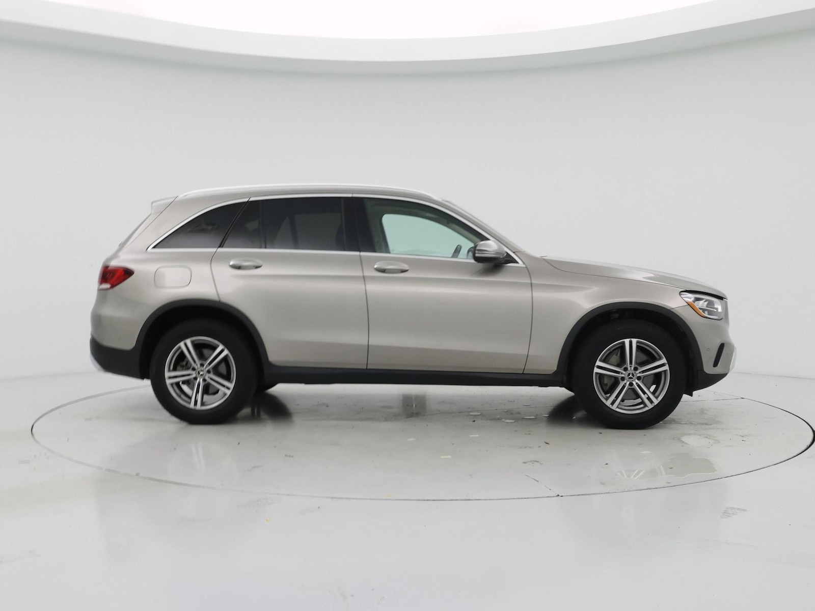 2021 Mercedes-Benz GLC GLC300 - Photo 8