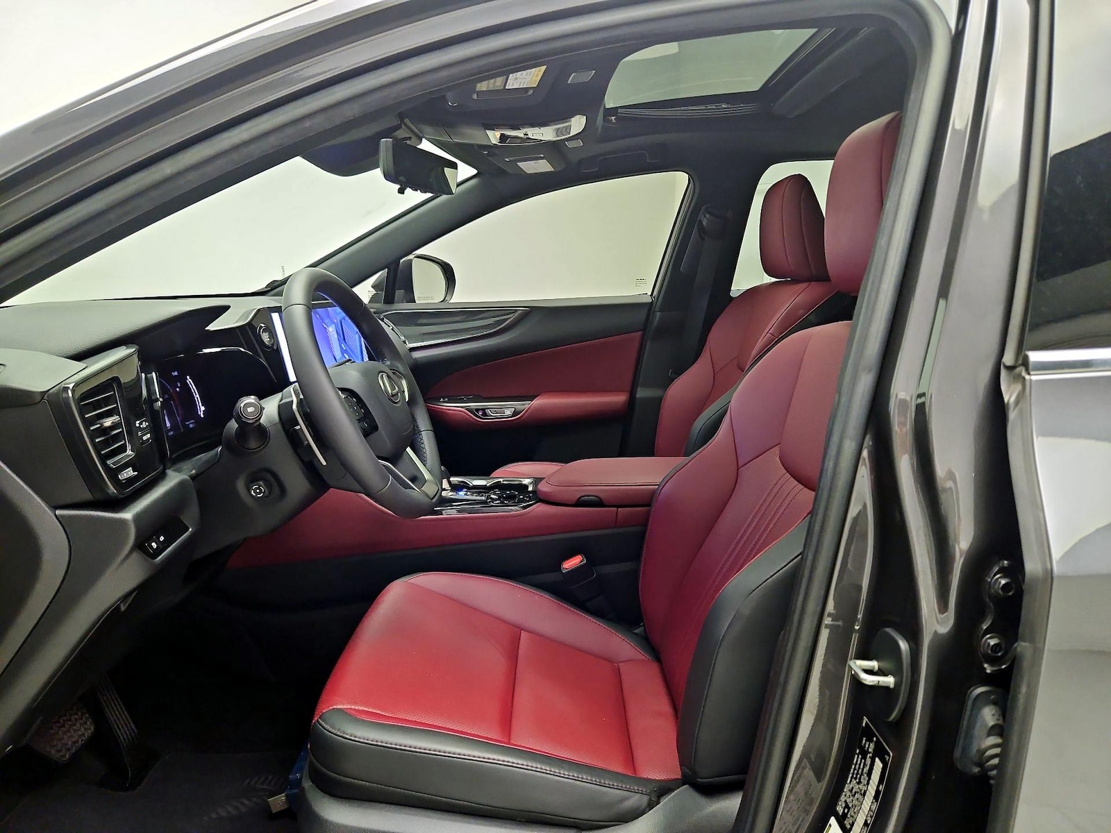 2022 Lexus NX 350 - Photo 12