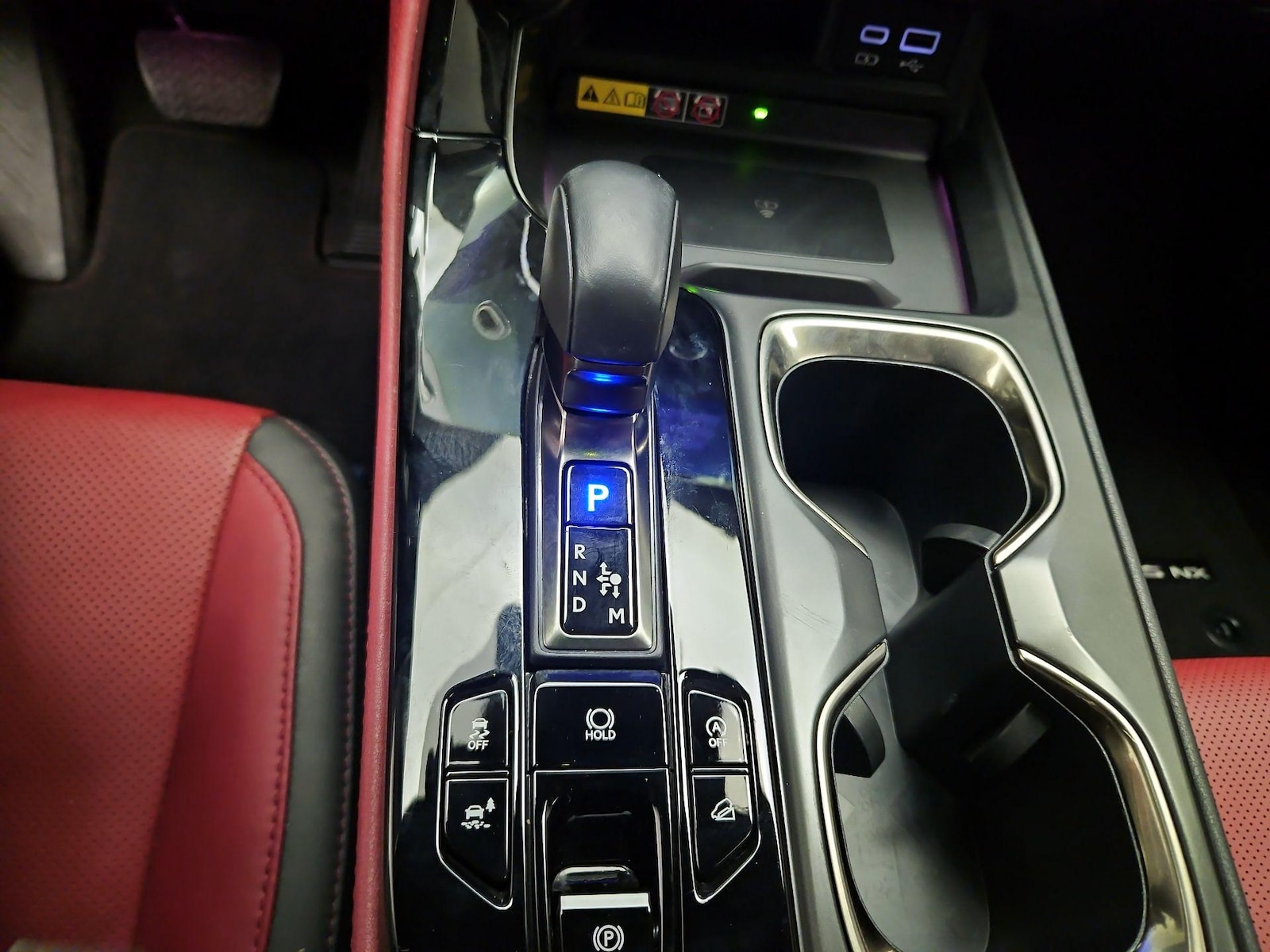 2022 Lexus NX 350 - Photo 18