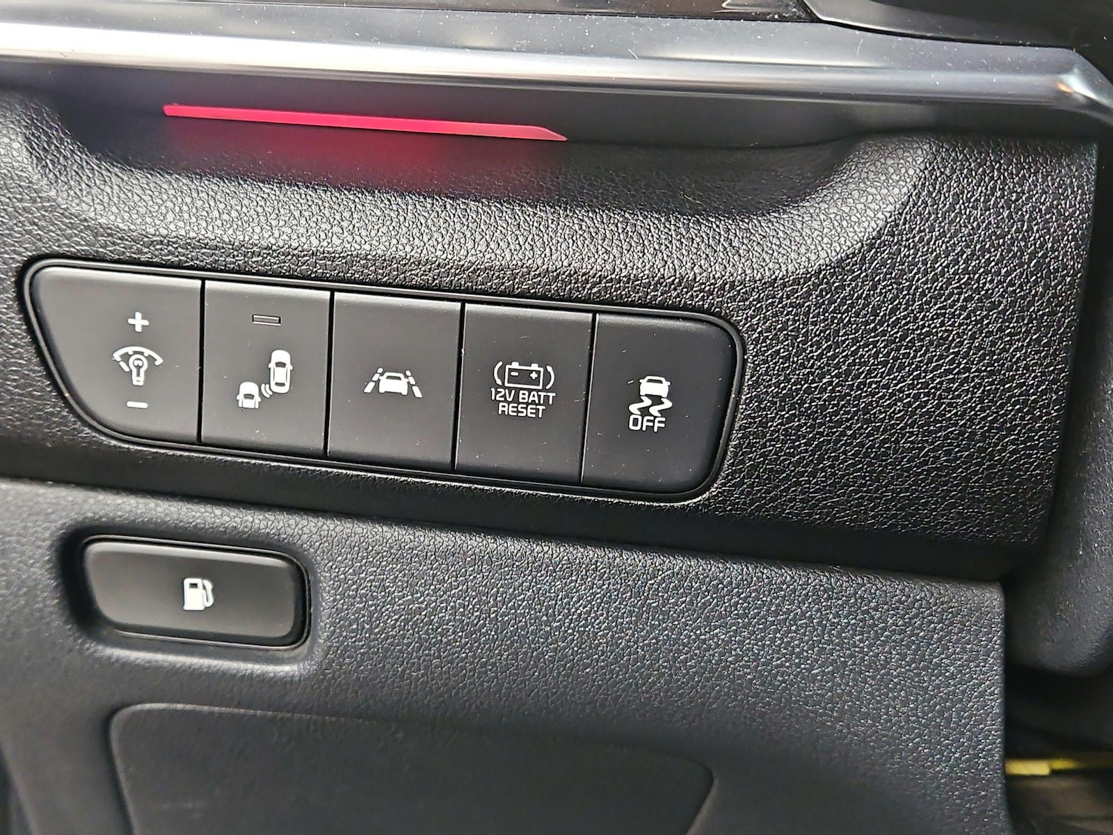 2022 Kia Niro LXS - Photo 14