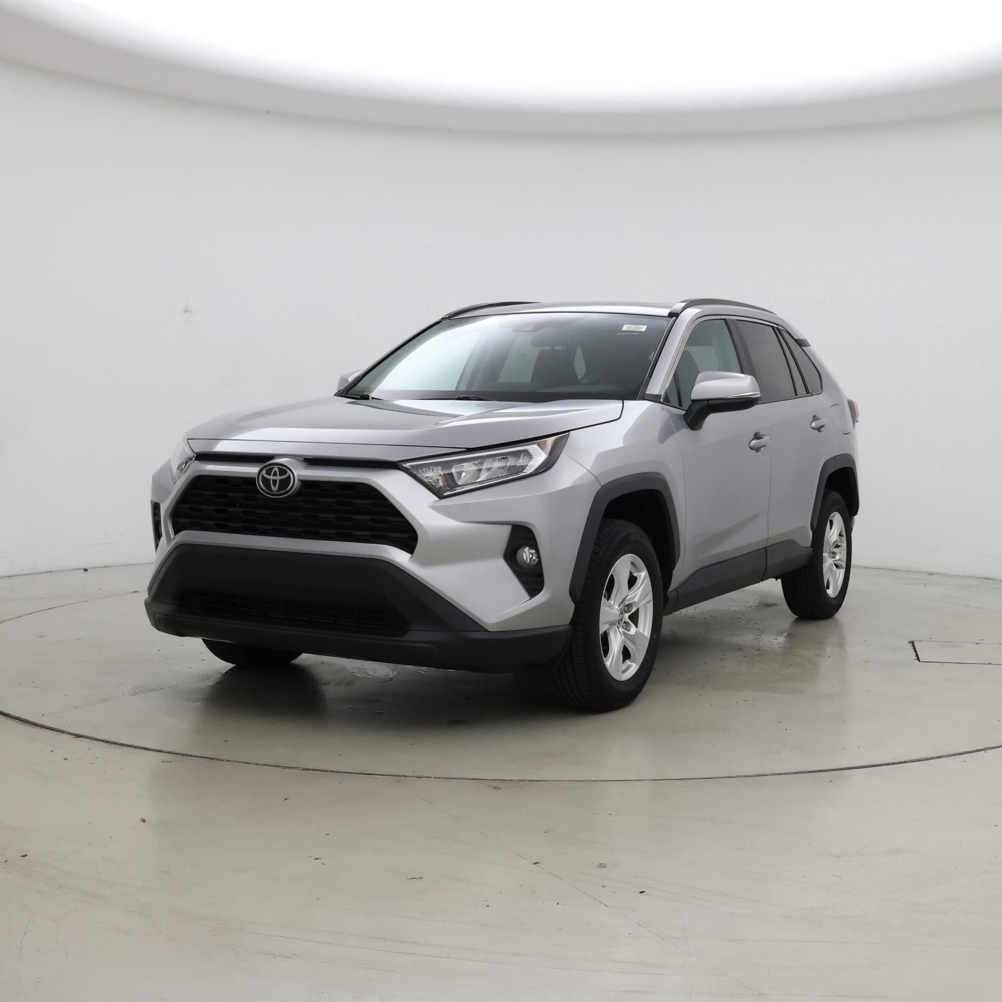 Thumbnail: 2021 Toyota RAV4 - 4