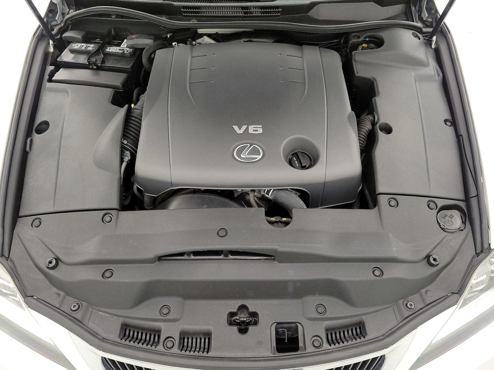 2015 Lexus IS 250 - Photo 22