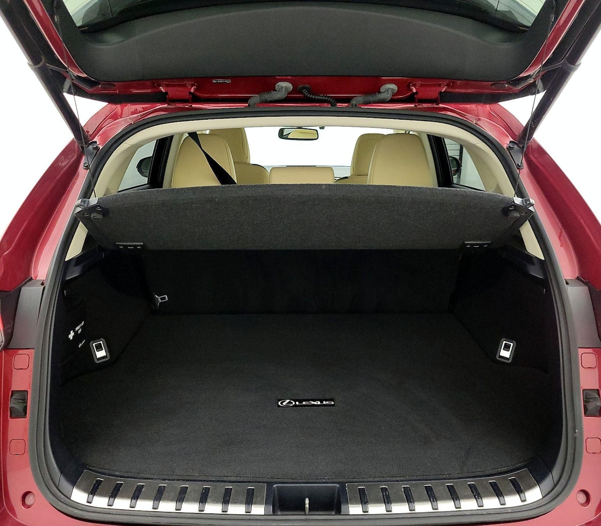 Trunk/Cargo (Seats Up)