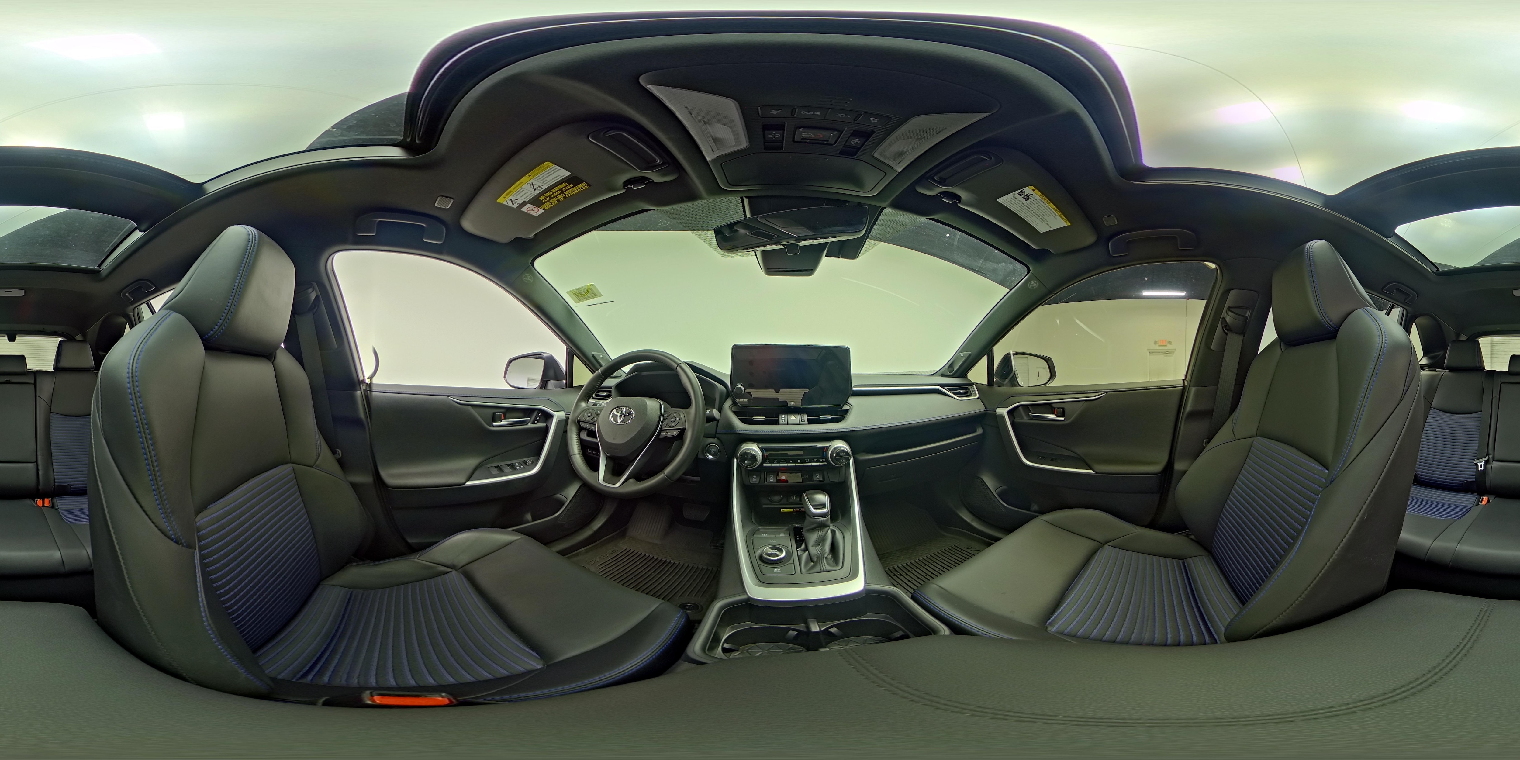 2024 Toyota RAV4 XSE - Photo 27