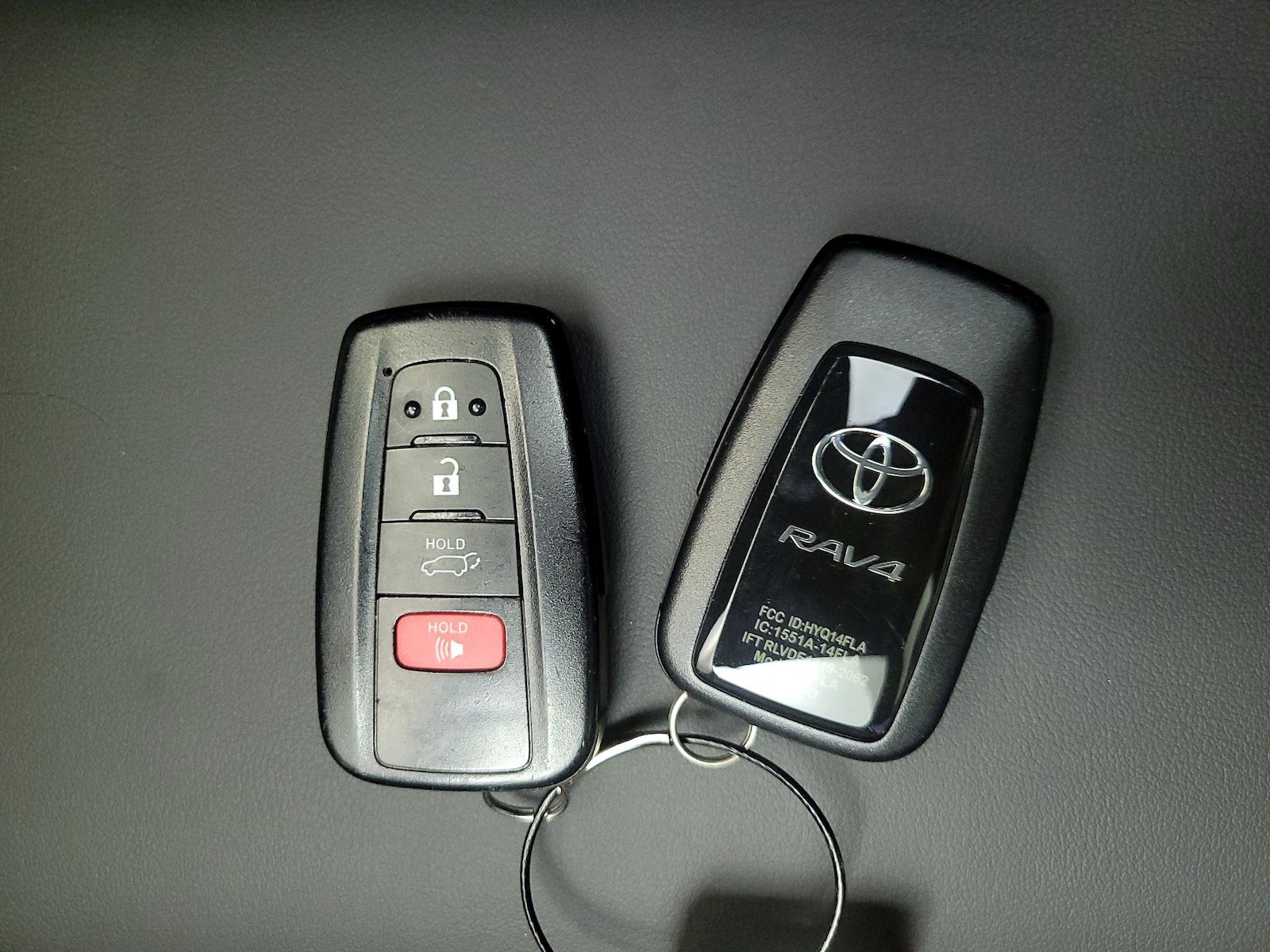 2024 Toyota RAV4 XSE - Photo 26