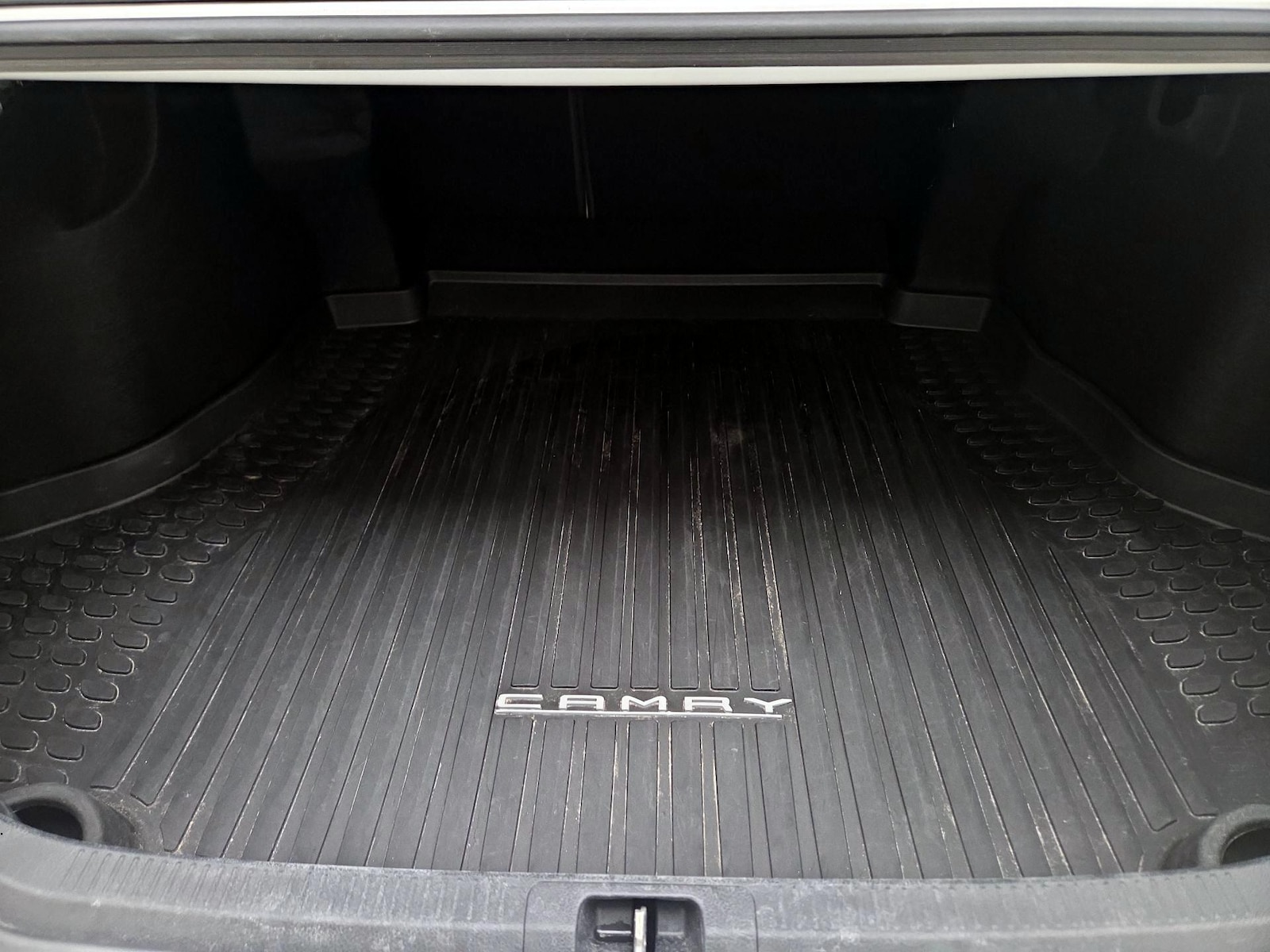 2018 Toyota Camry XLE - Photo 21