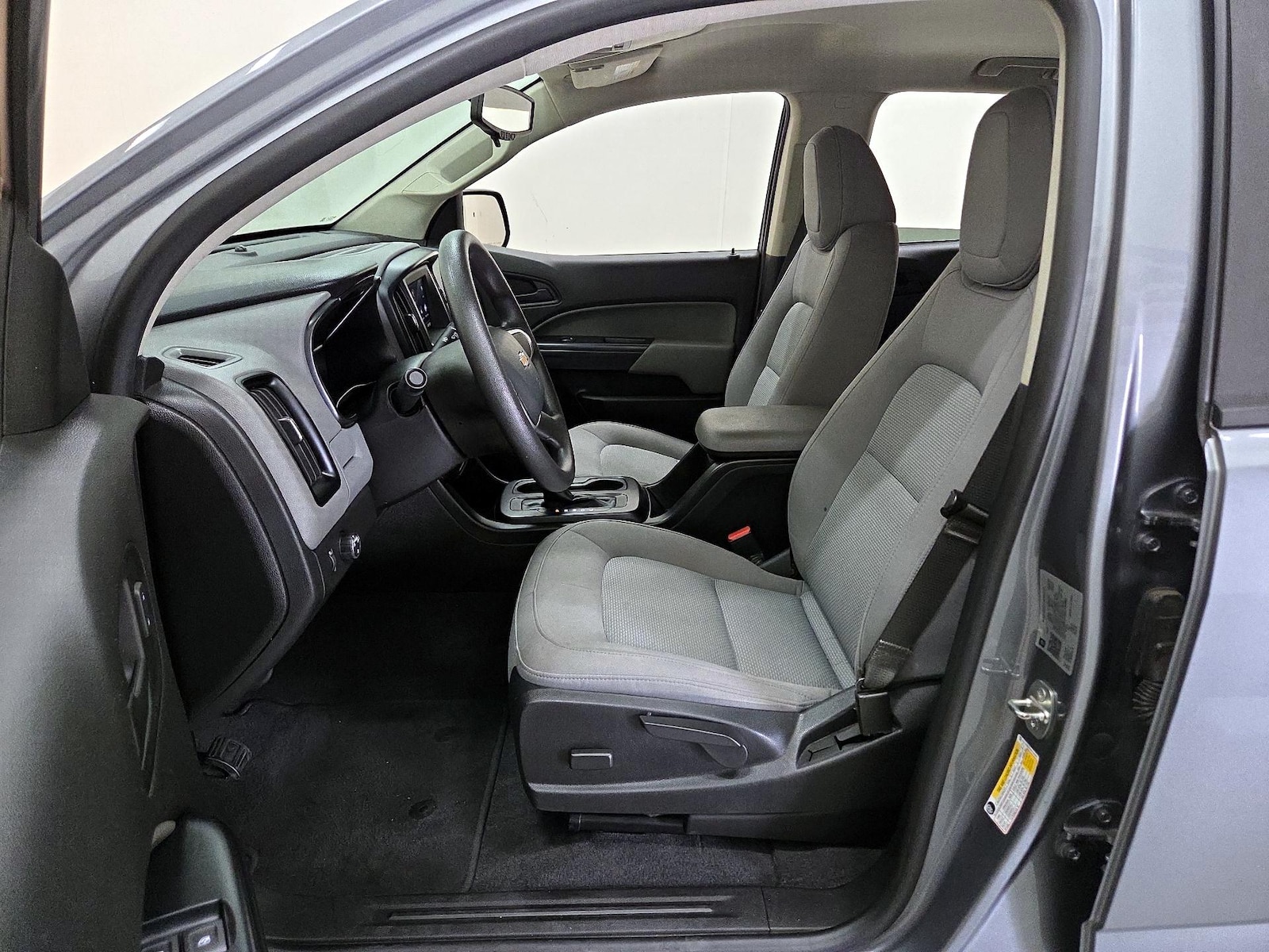 Power Seat(s) & Side Airbags