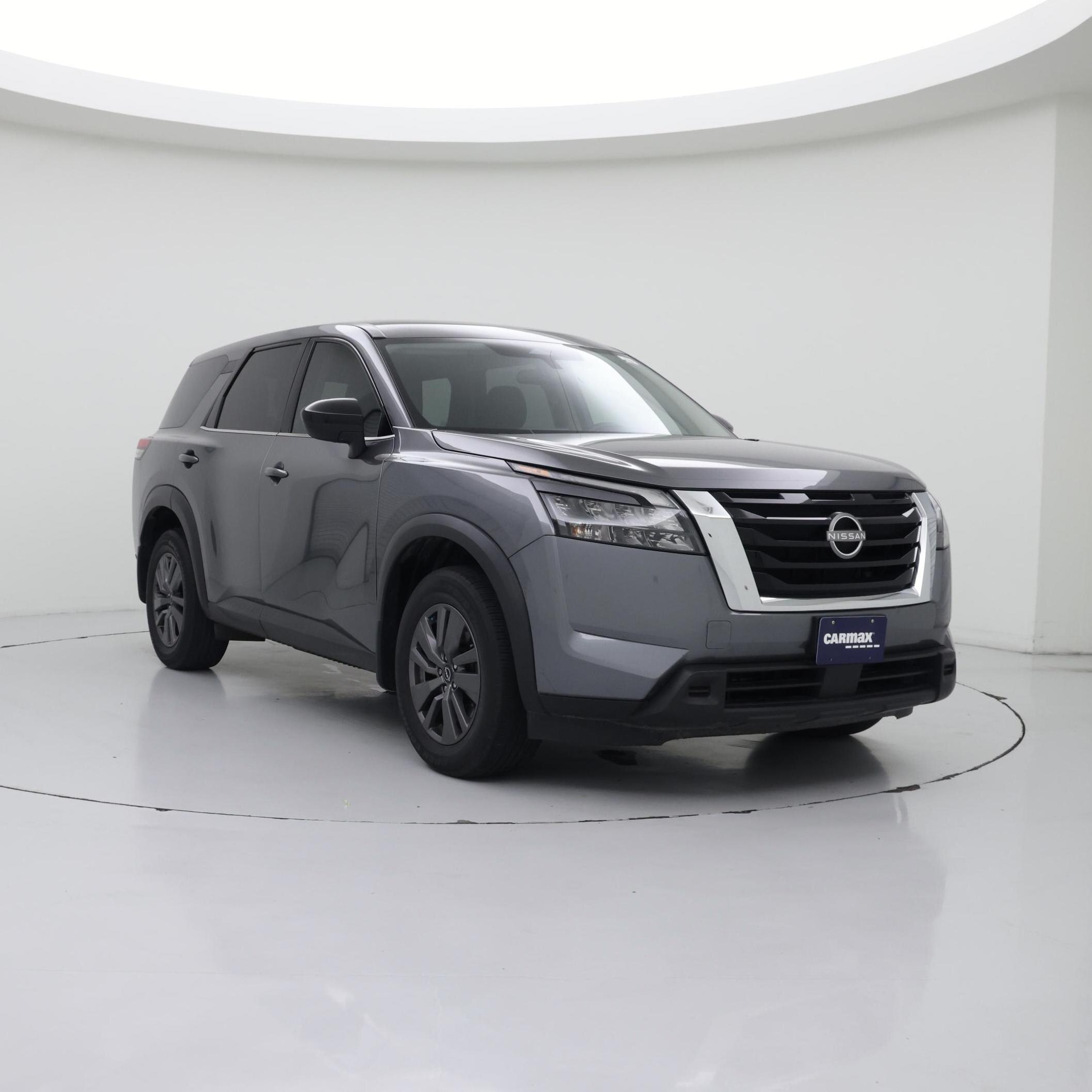 Gray 2024 Nissan Pathfinder SUV / Crossover Front-Wheel Drive Automatic