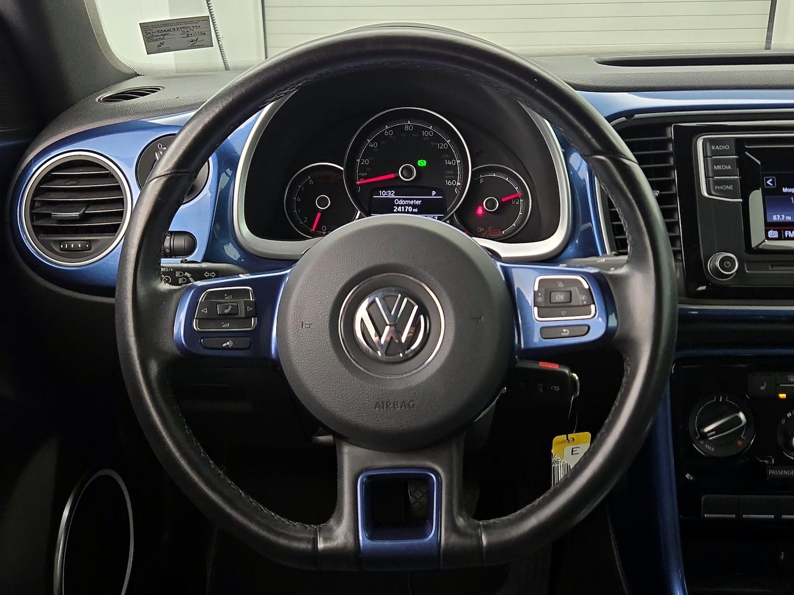2019 Volkswagen Beetle S - Photo 11