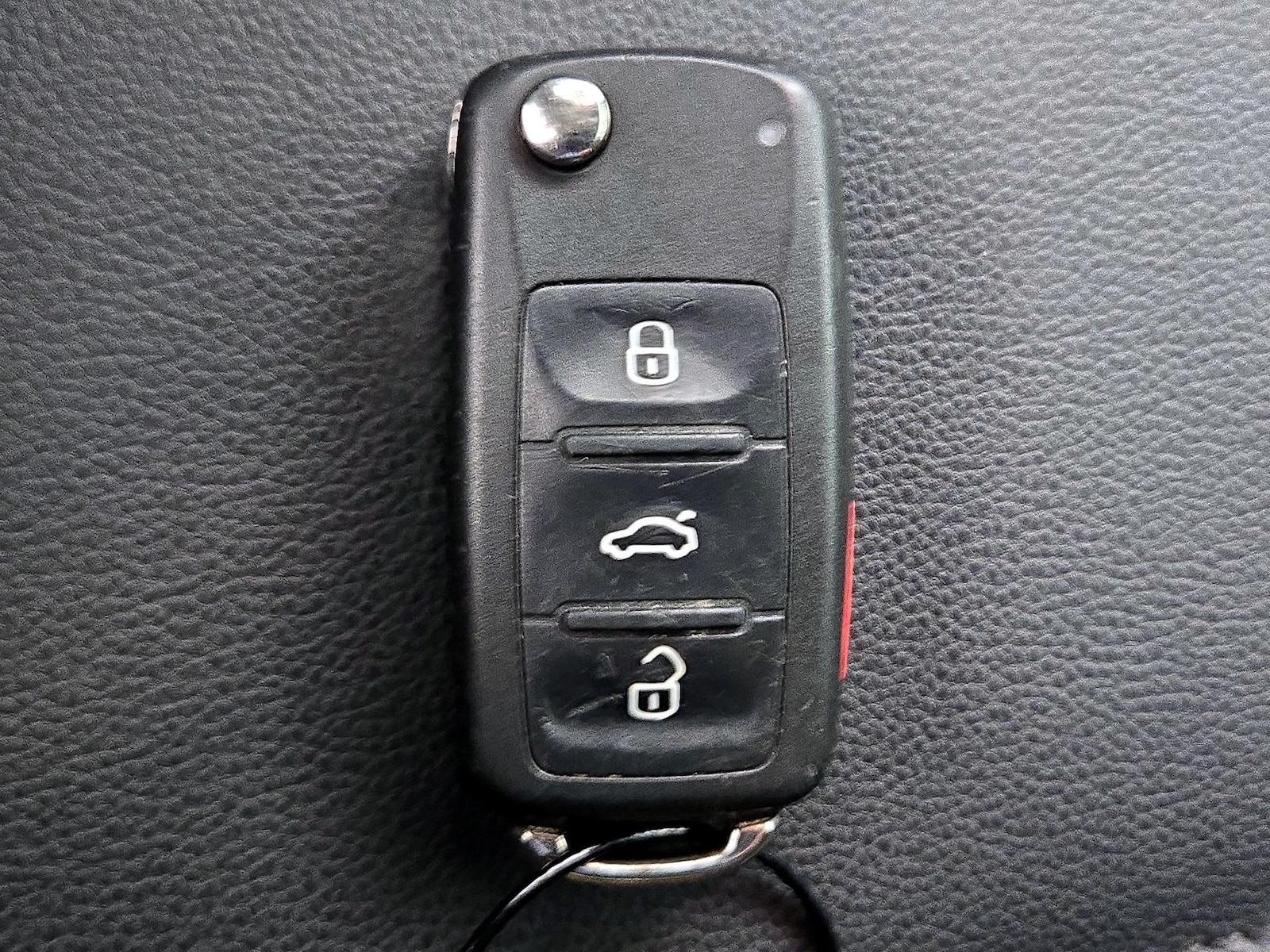 2019 Volkswagen Beetle S - Photo 23