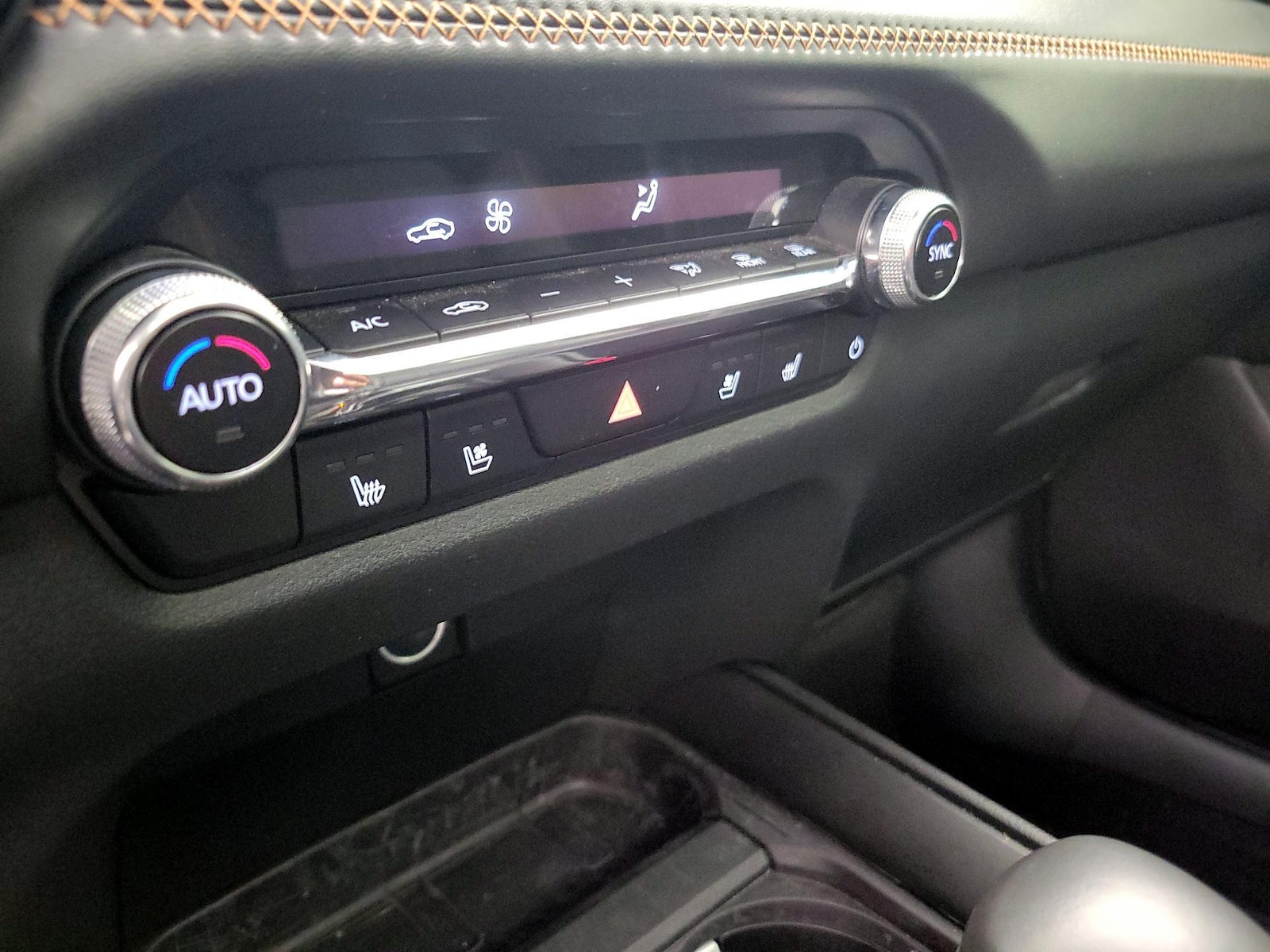 2025 Mazda CX-50 Premium Plus - Photo 18