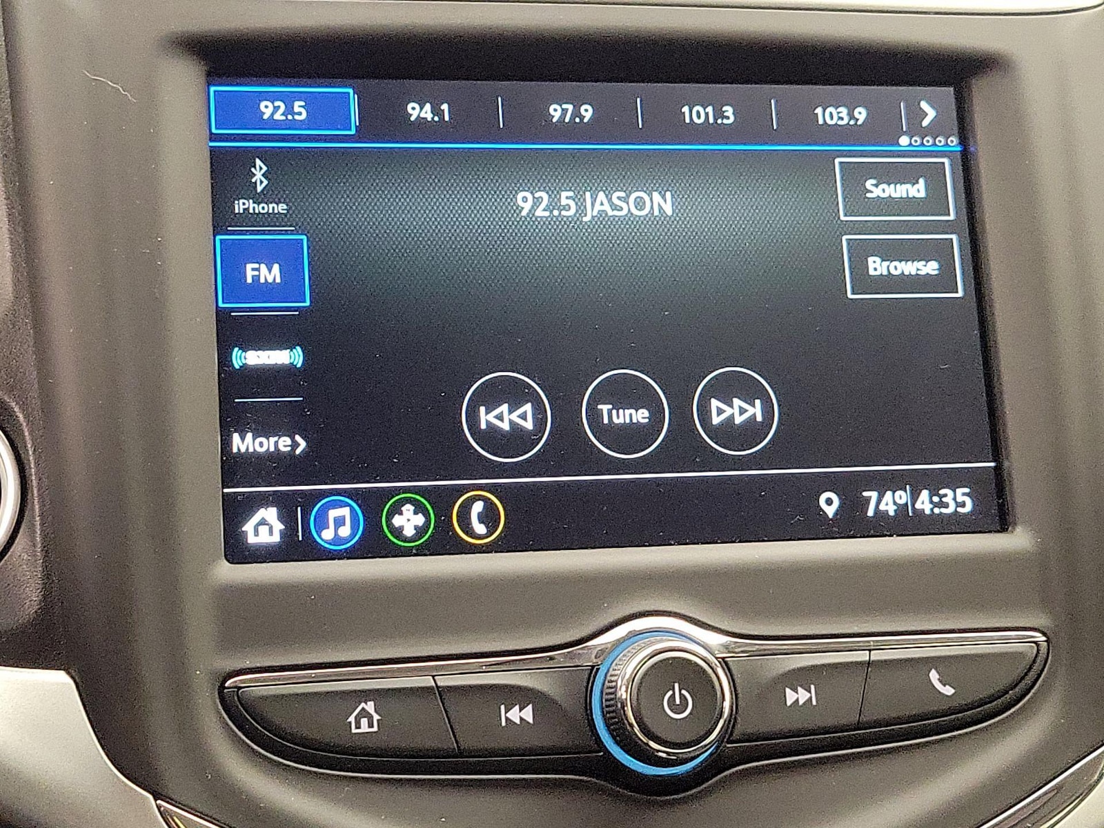2019 Chevrolet Sonic LT - Photo 16