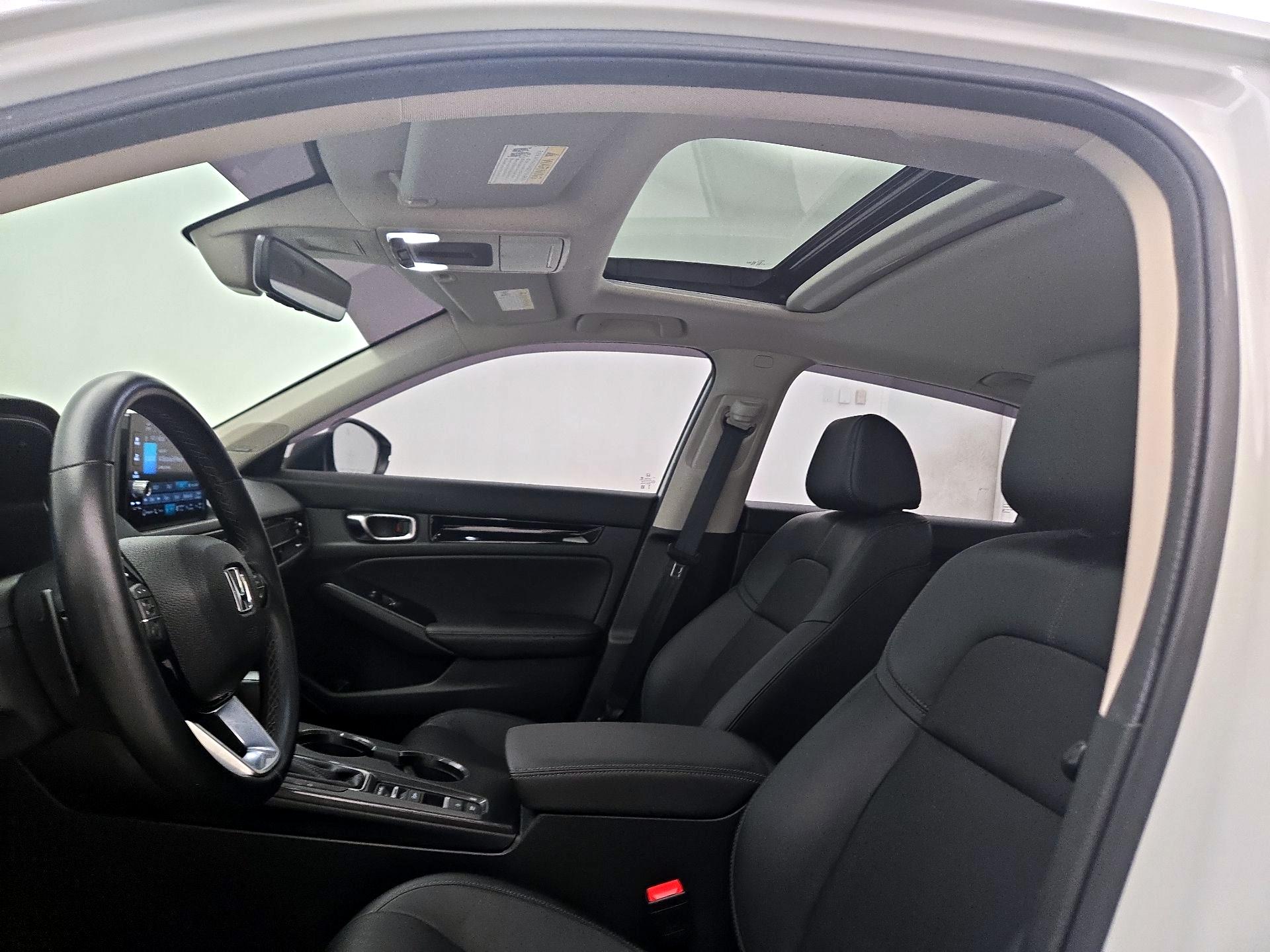Thumbnail: 2024 Honda Civic - 19
