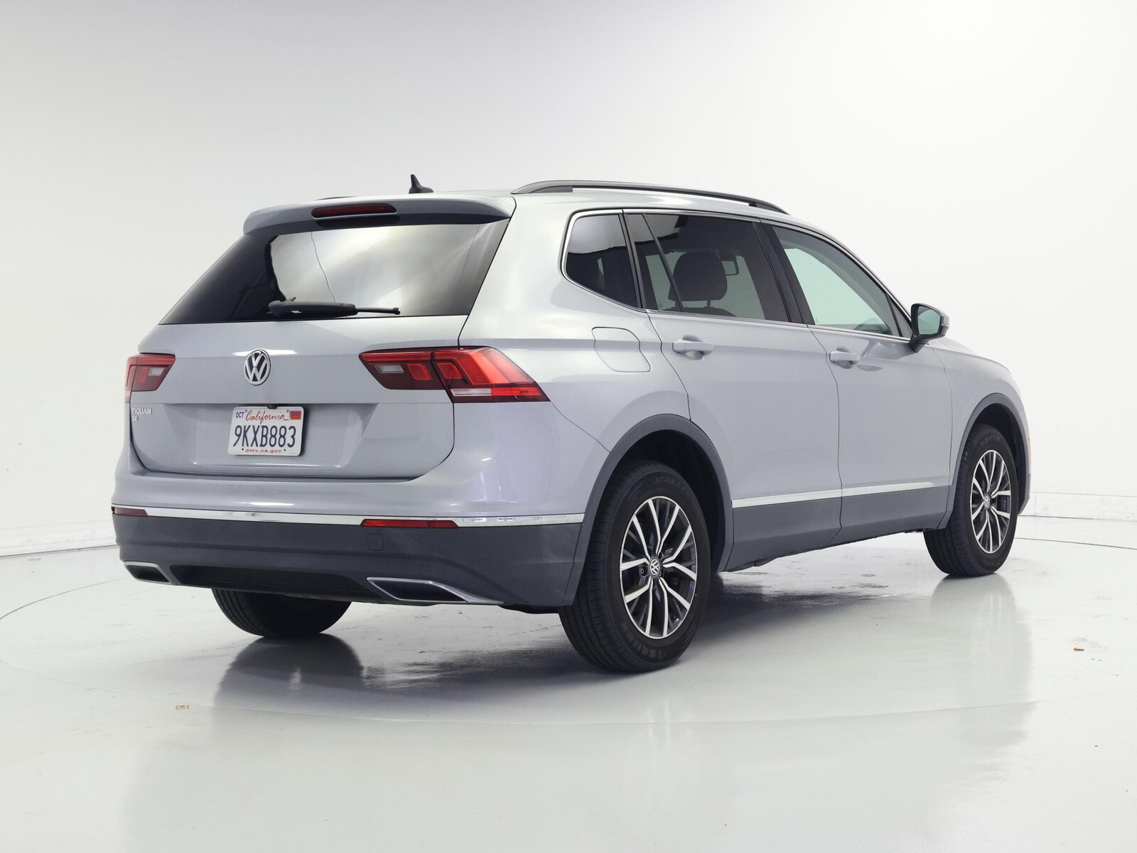 2020 Volkswagen Tiguan SE - Photo 9